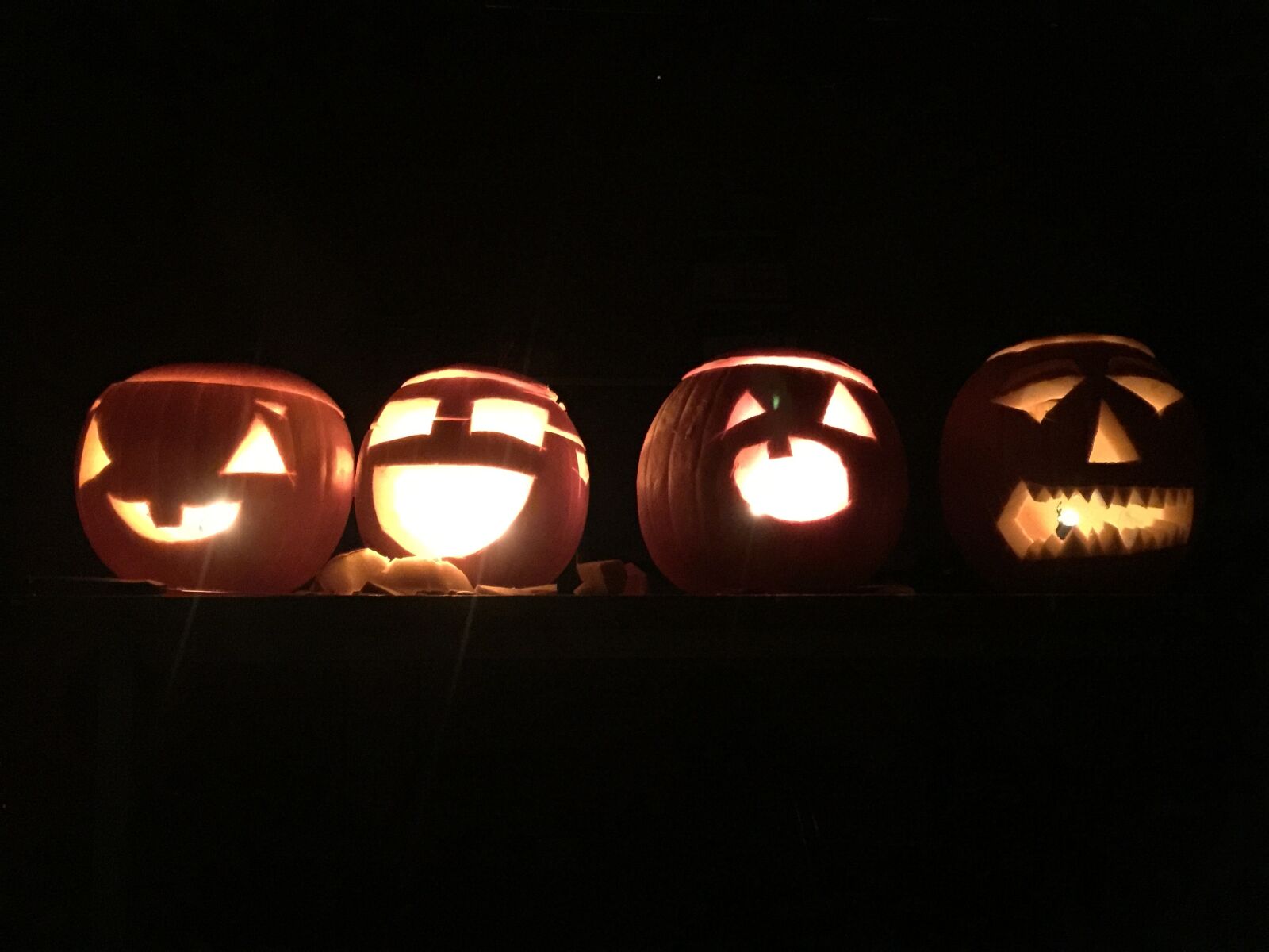 iPhone 6 Plus back camera 4.15mm f/2.2 sample photo. Halloween, pumpkin, carving photography