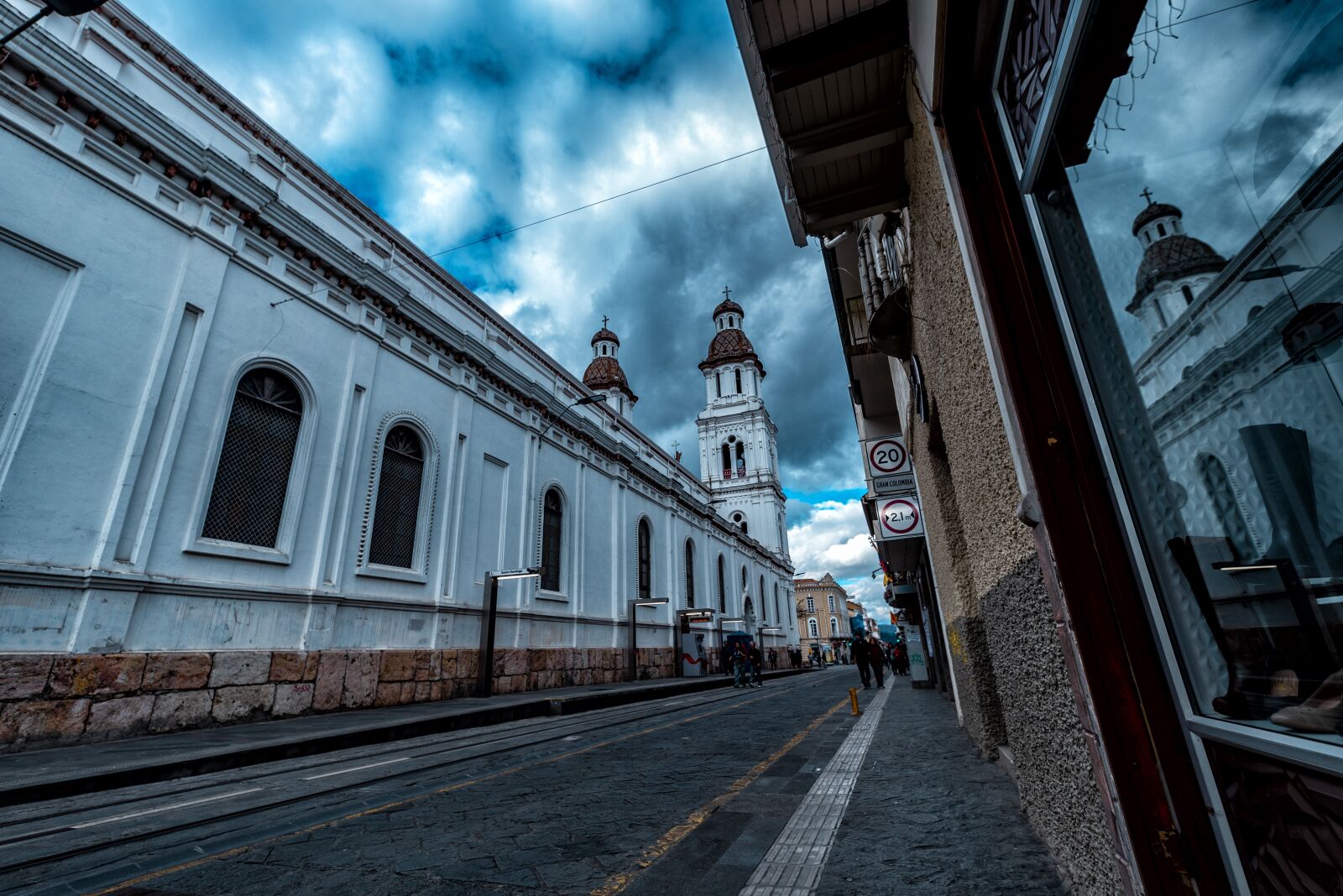 Nikon D600 sample photo. Church of cuenca, architecture photography