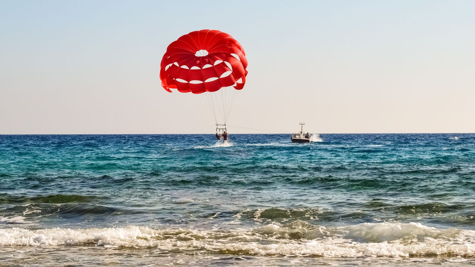 Nikon D3300 sample photo. Summertime, parachute, red photography