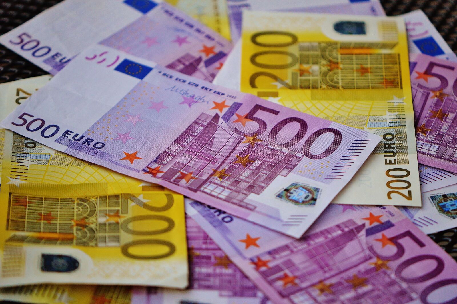 Nikon D3200 sample photo. Money, seem, euro bills photography