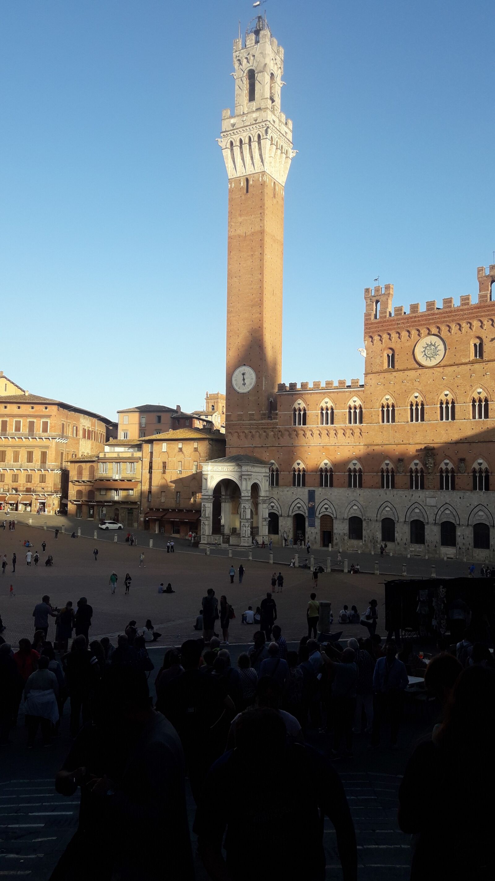 Samsung Galaxy J7 Neo sample photo. Italy, siena, tower photography