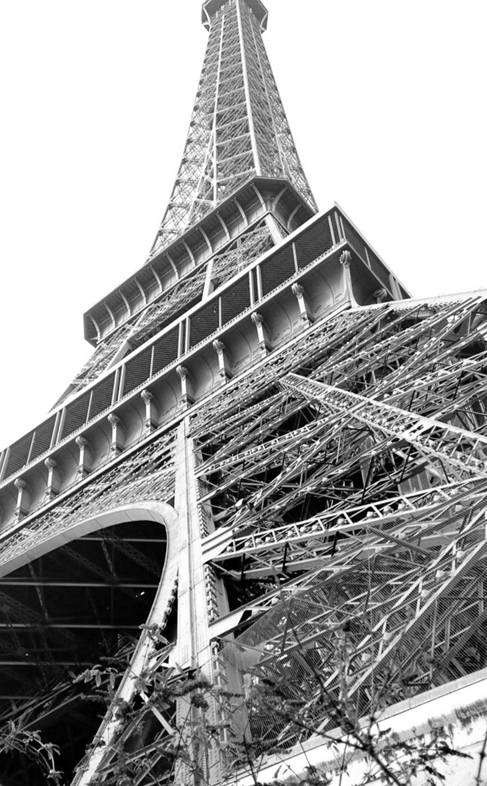 Canon EOS 550D (EOS Rebel T2i / EOS Kiss X4) sample photo. Eiffel tower, paris, france photography