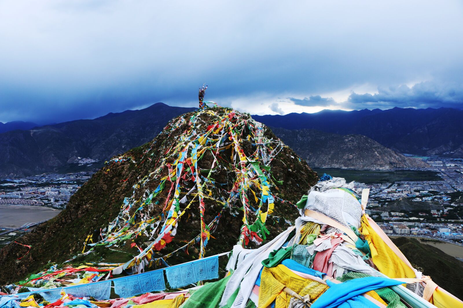 Canon EOS 70D sample photo. China, lhasa, mountain photography