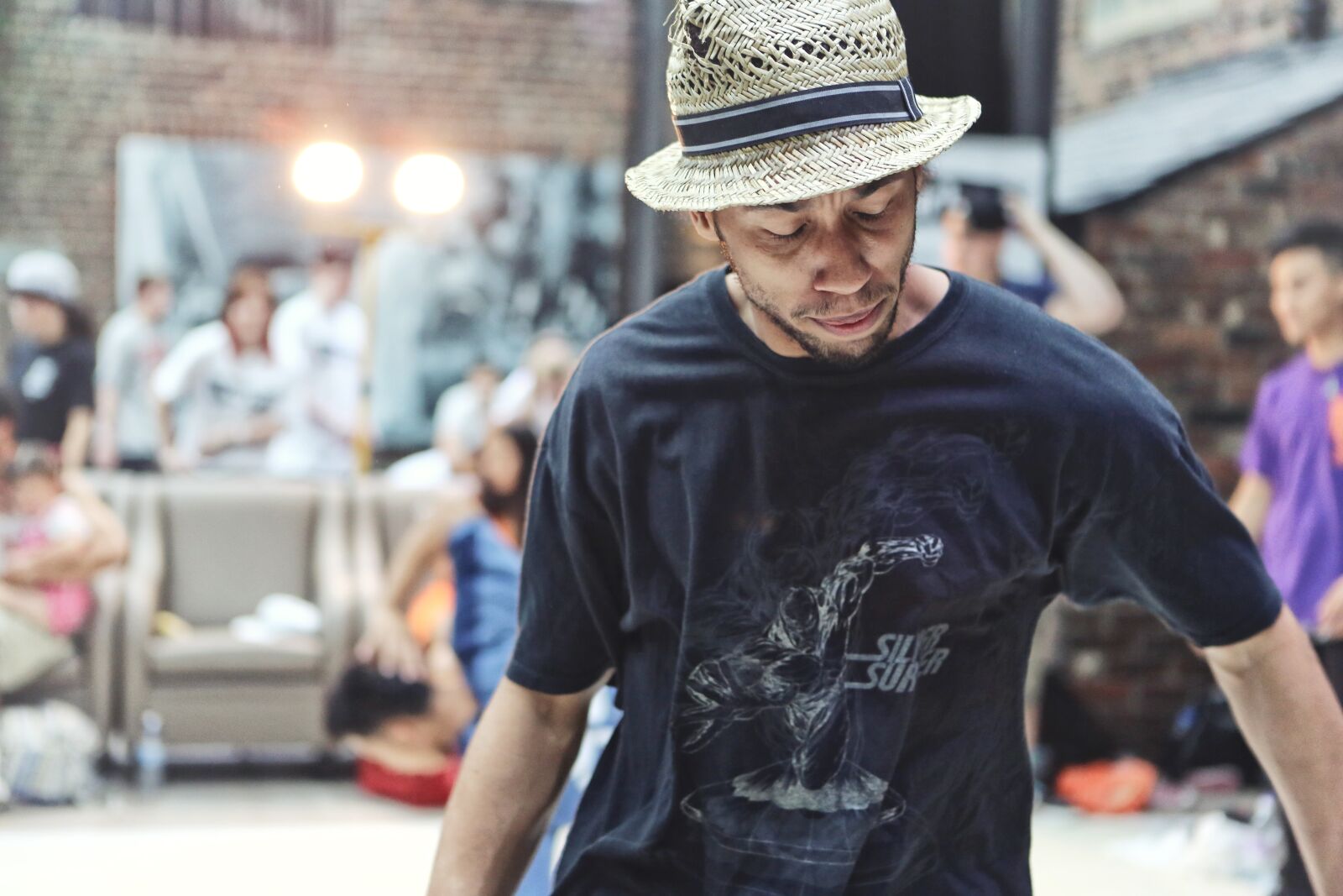 Canon EF 24-70mm F2.8L USM sample photo. Bboy, breakdance, dancing photography