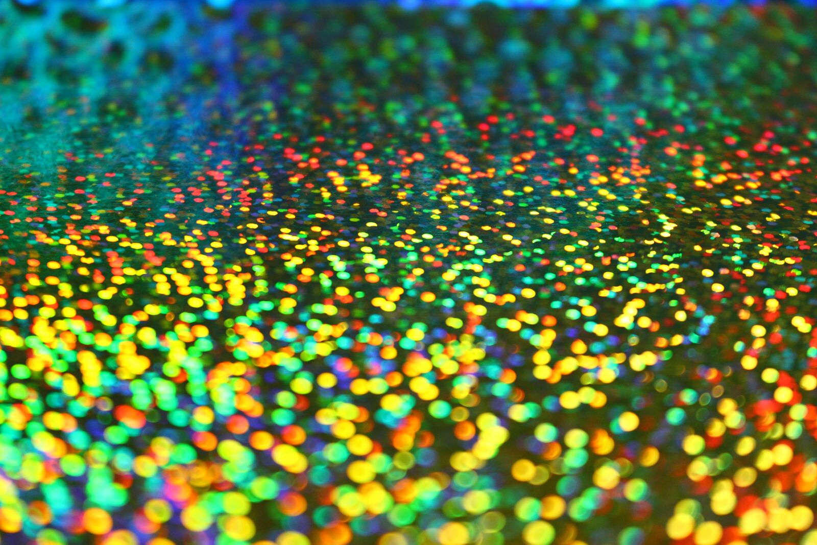 Canon EOS 100D (EOS Rebel SL1 / EOS Kiss X7) sample photo. Handicraft paper, iridescent, photo photography