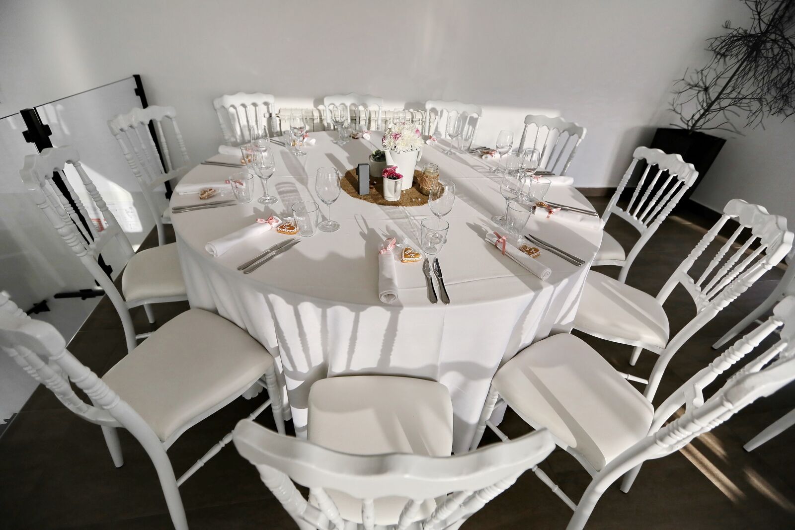 Canon EF 16-35mm F2.8L II USM sample photo. Chairs, dining area, dinner photography