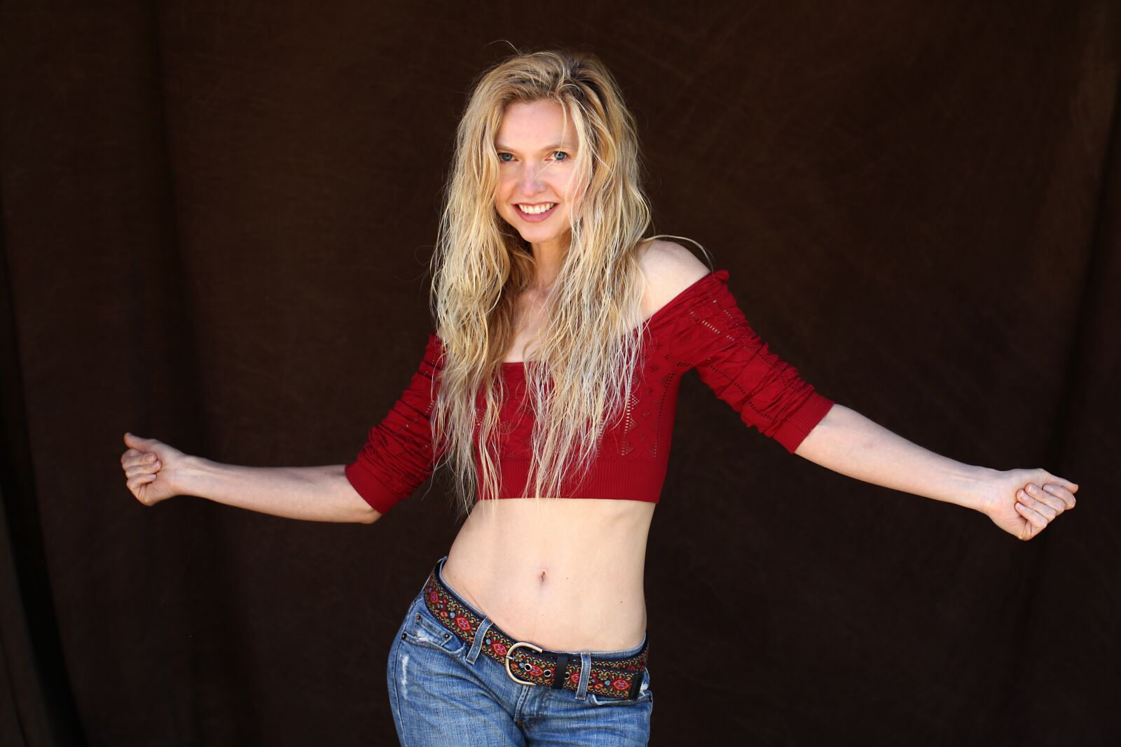 Canon EOS 5D Mark II sample photo. Woman, smile, carefree photography
