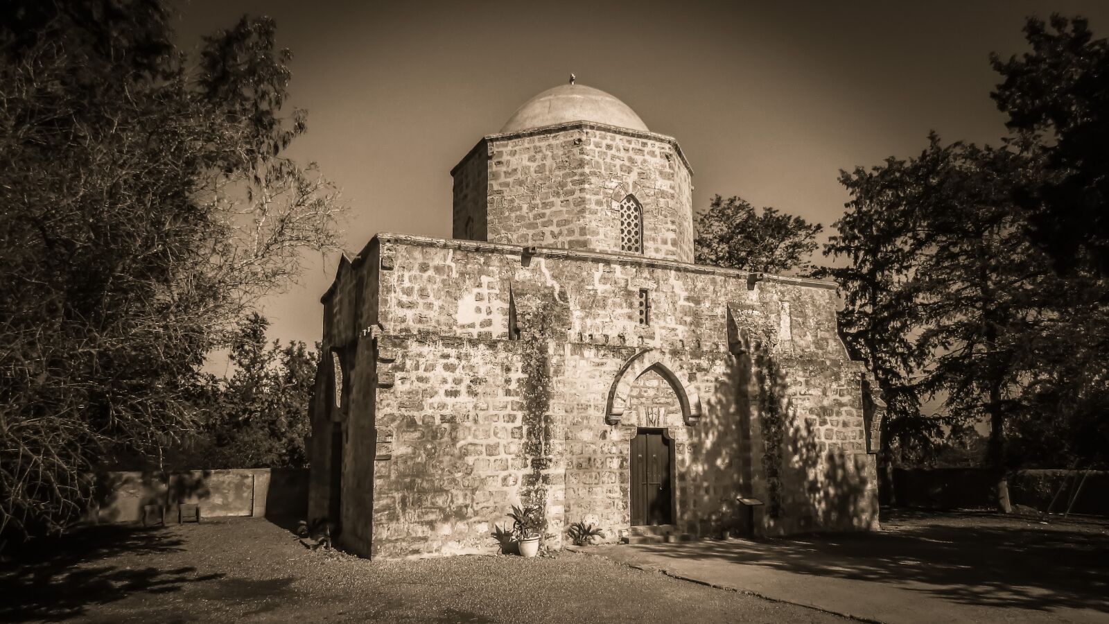Canon PowerShot SX400 IS sample photo. Cyprus, avgorou, church photography