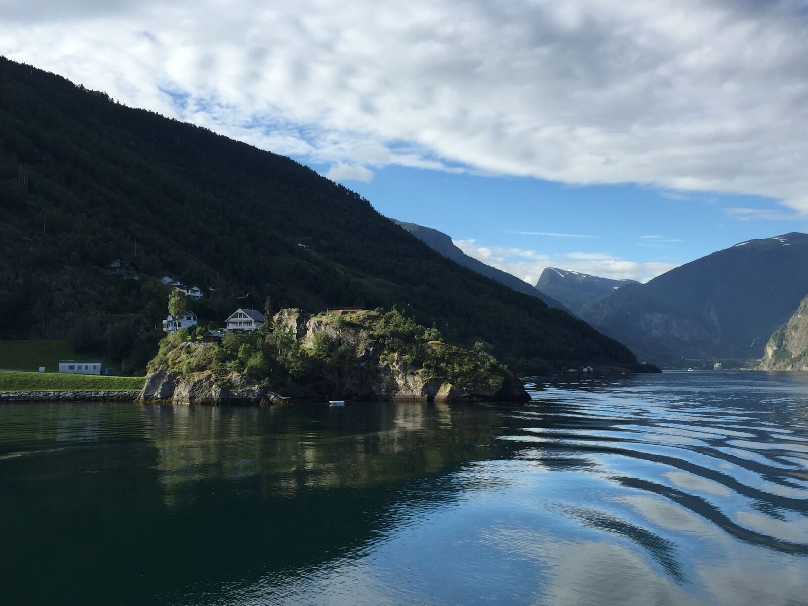 Apple iPhone 6 sample photo. Norway, fjord from flam photography