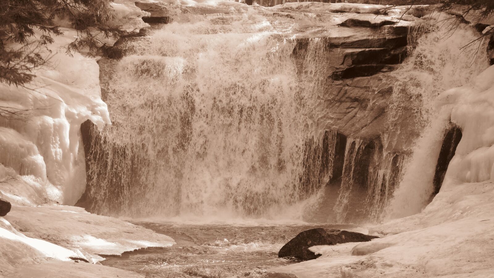 Canon PowerShot G5 X sample photo. Spring mumlava, tajici snow photography