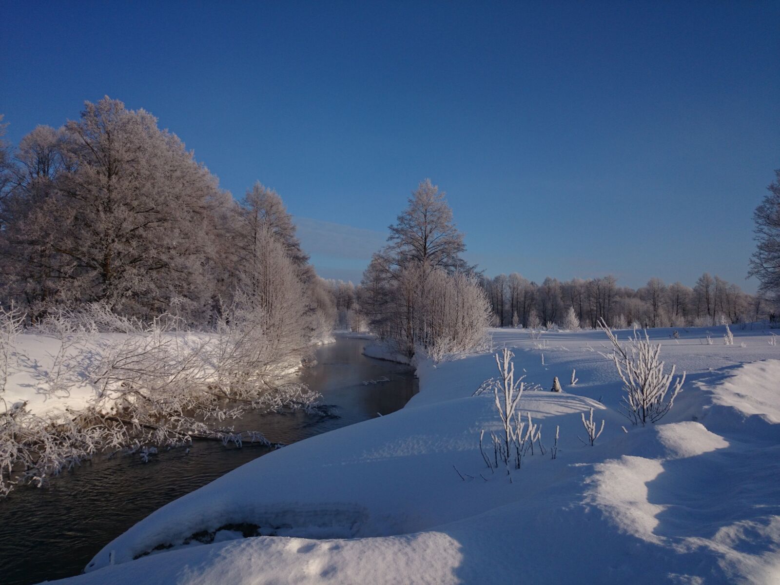 Sony Xperia Z1 Compact sample photo. Winter, landscape, small river photography