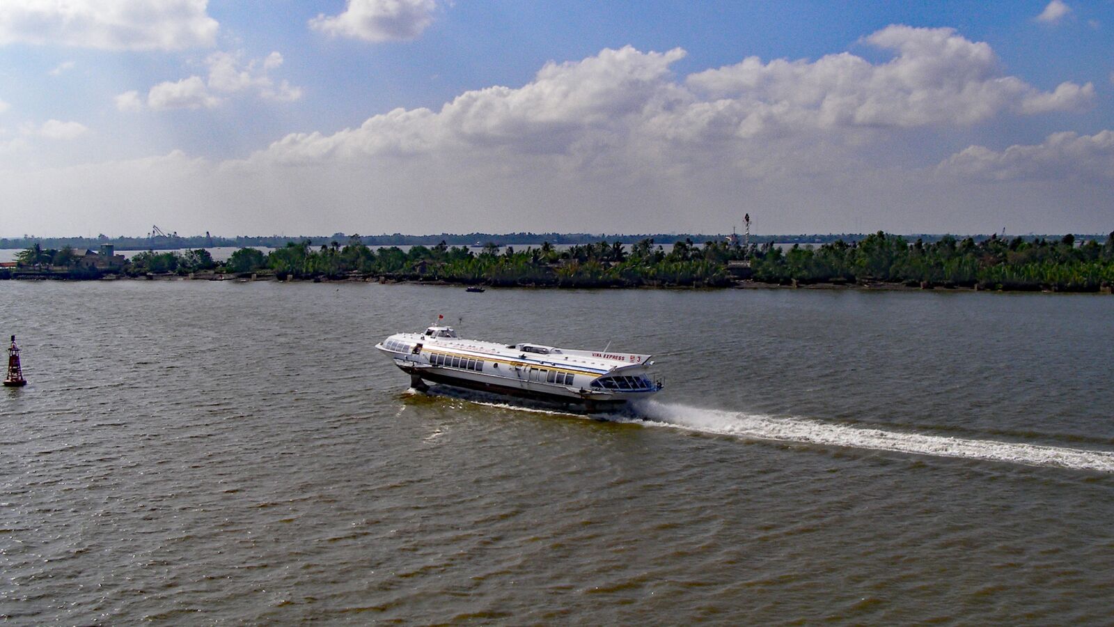 Olympus SP500UZ sample photo. Hydrofoil, boat, ferry photography