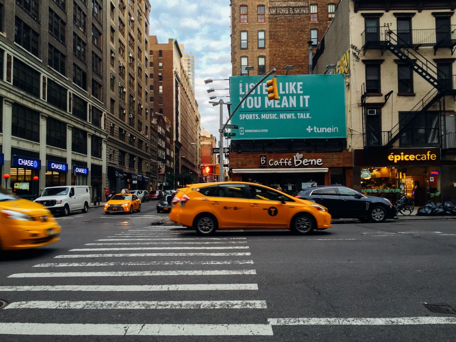 Apple iPhone 6 sample photo. Architecture, buildings, city photography