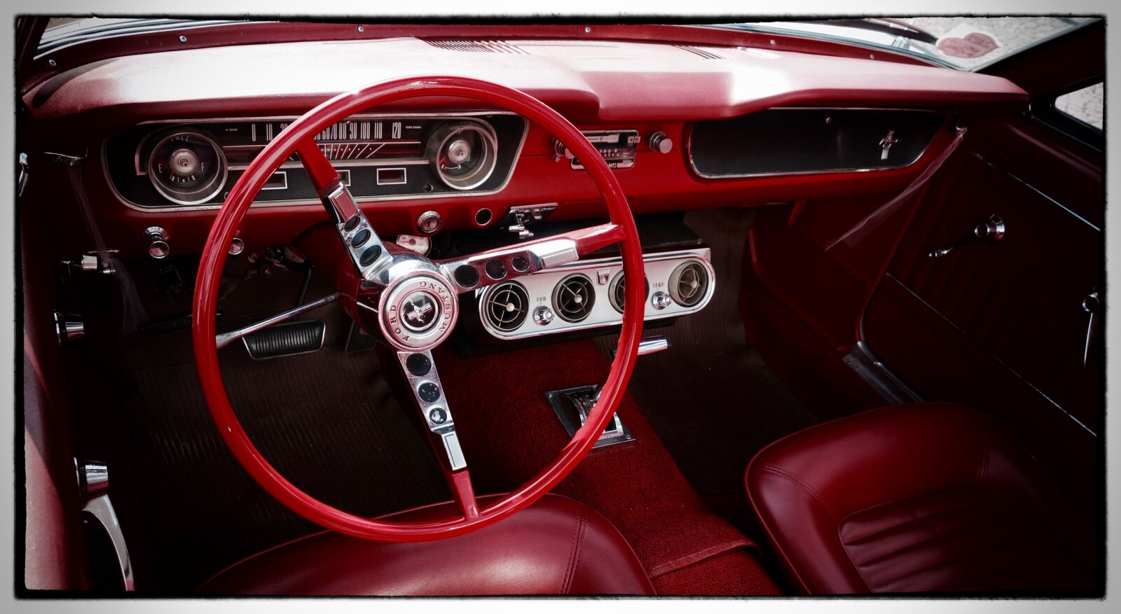 Sony Cyber-shot DSC-RX100 sample photo. Classic, oldtimer, car photography