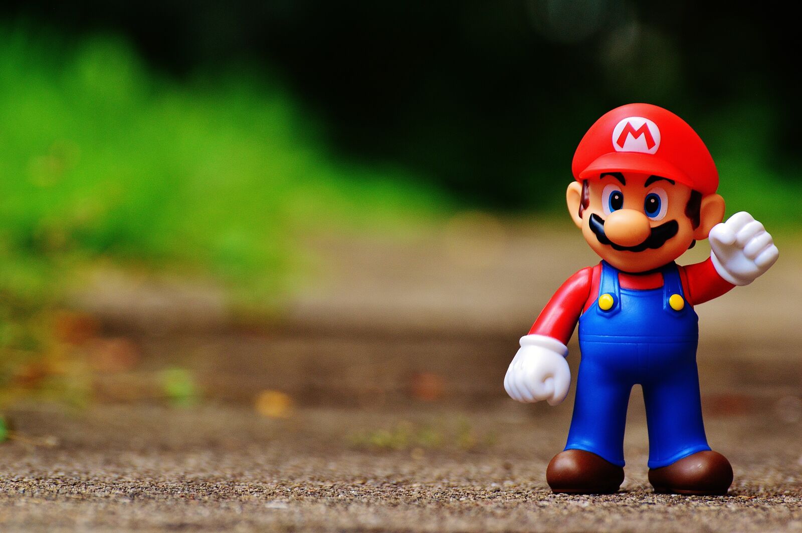 Nikon D3200 sample photo. Mario, figure, play photography