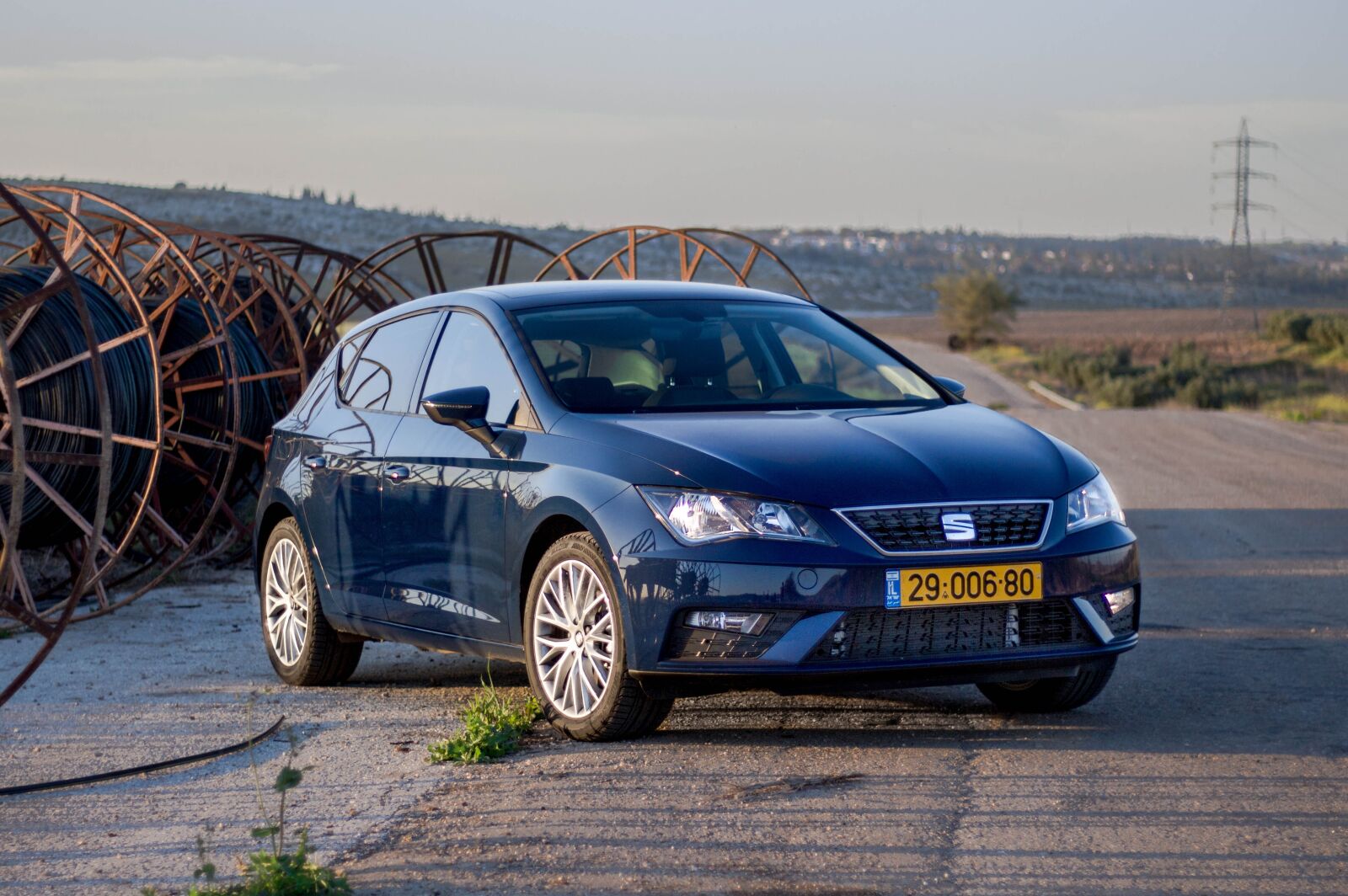 Canon EOS 700D (EOS Rebel T5i / EOS Kiss X7i) sample photo. Seat, car, outdoor photography