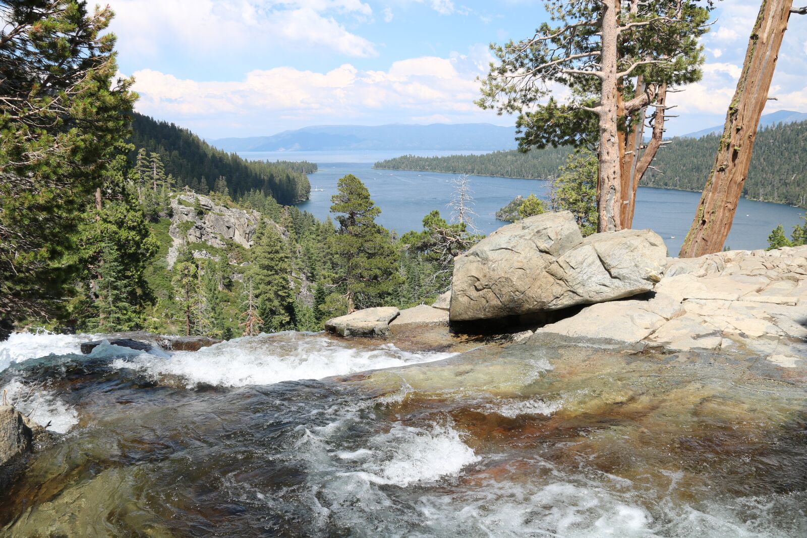Canon EOS 760D (EOS Rebel T6s / EOS 8000D) + Canon EF-S 18-200mm F3.5-5.6 IS sample photo. Lake tahoe, water, nature photography