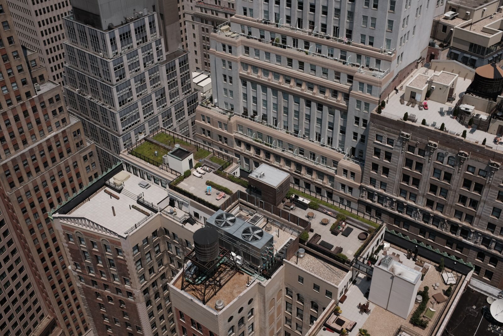 Fujifilm X100T sample photo. Manhattan, buildings, city photography