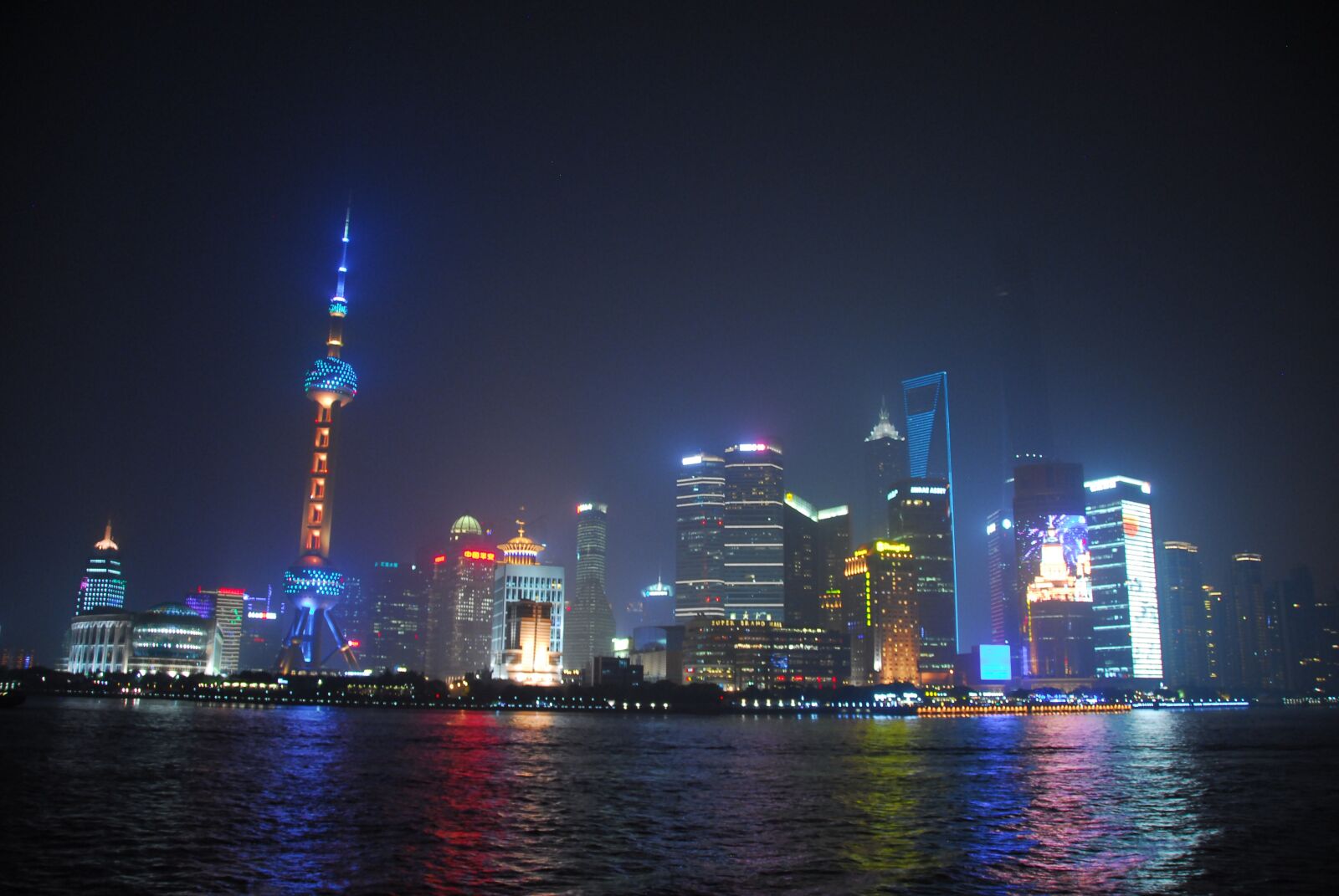 Nikon D200 sample photo. City, river, building photography