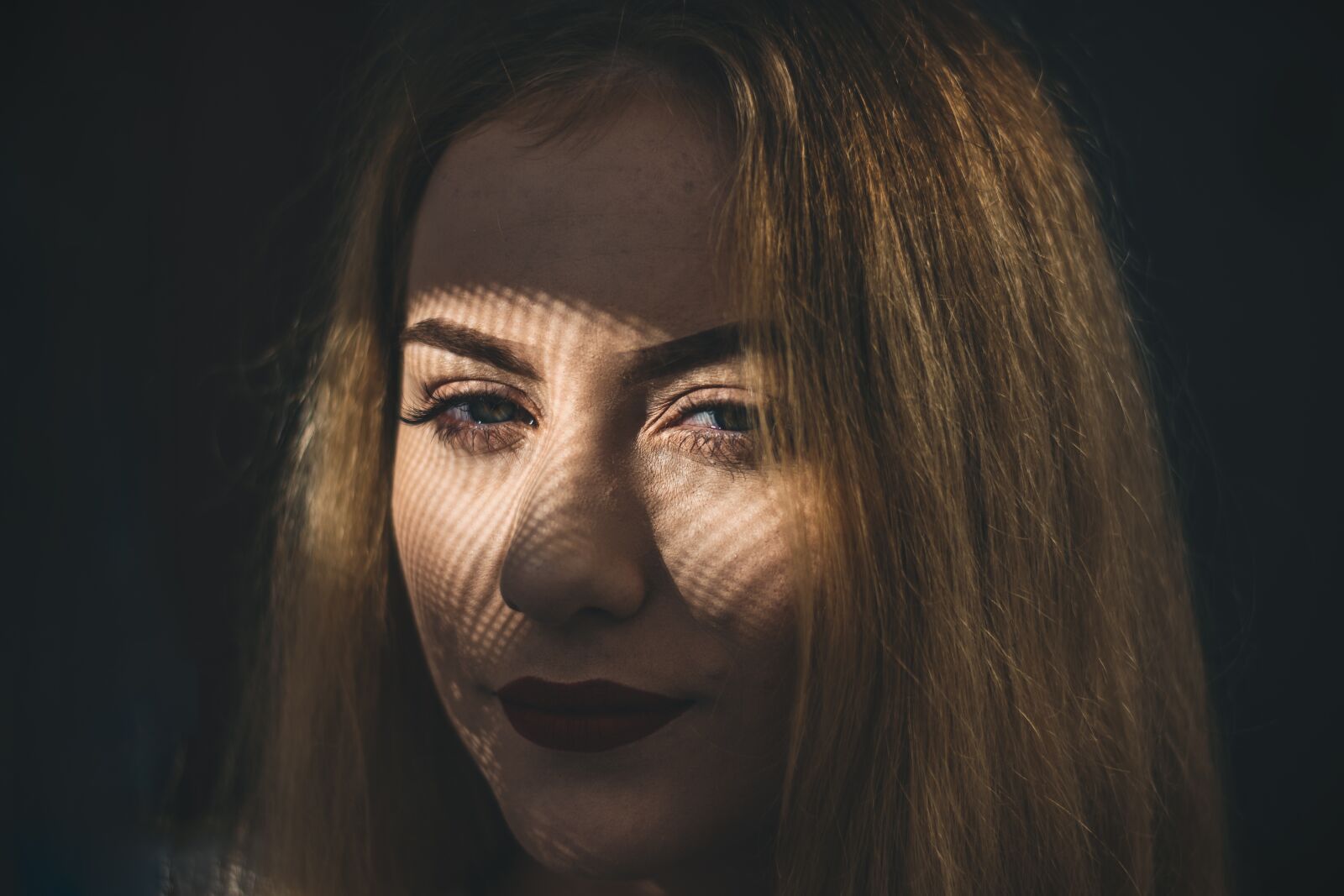 Nikon D3400 sample photo. Shadow, face, woman photography