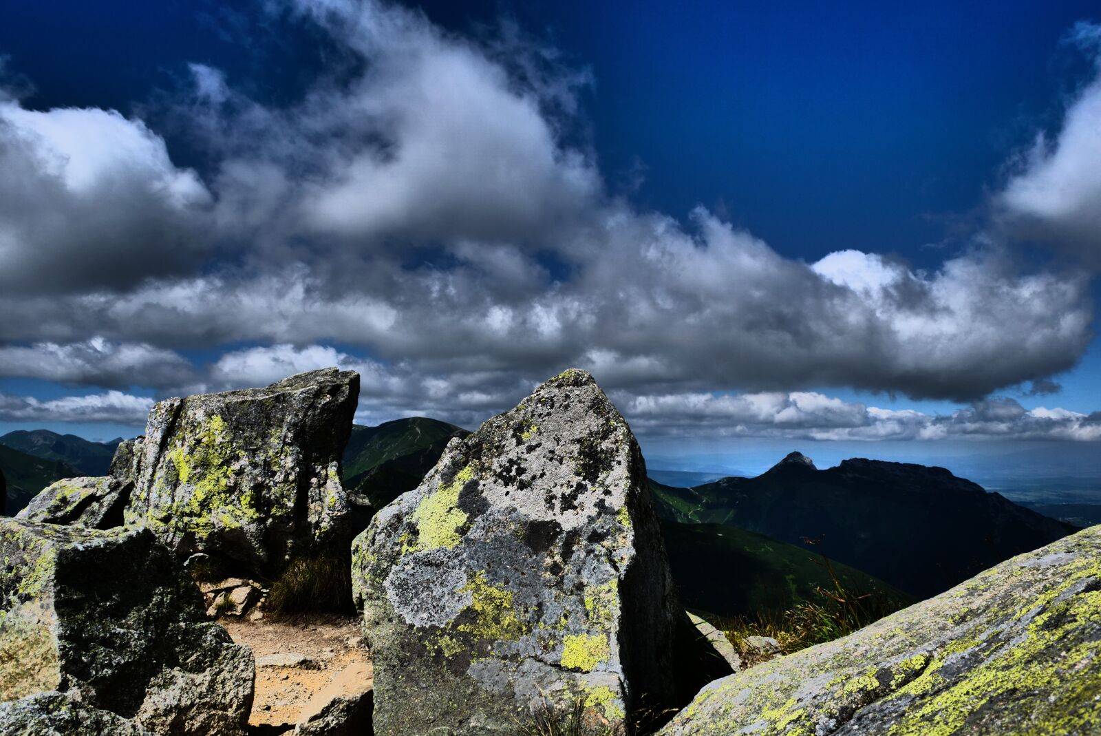 Panasonic Lumix DC-G9 sample photo. Mountains, vistas, nature photography