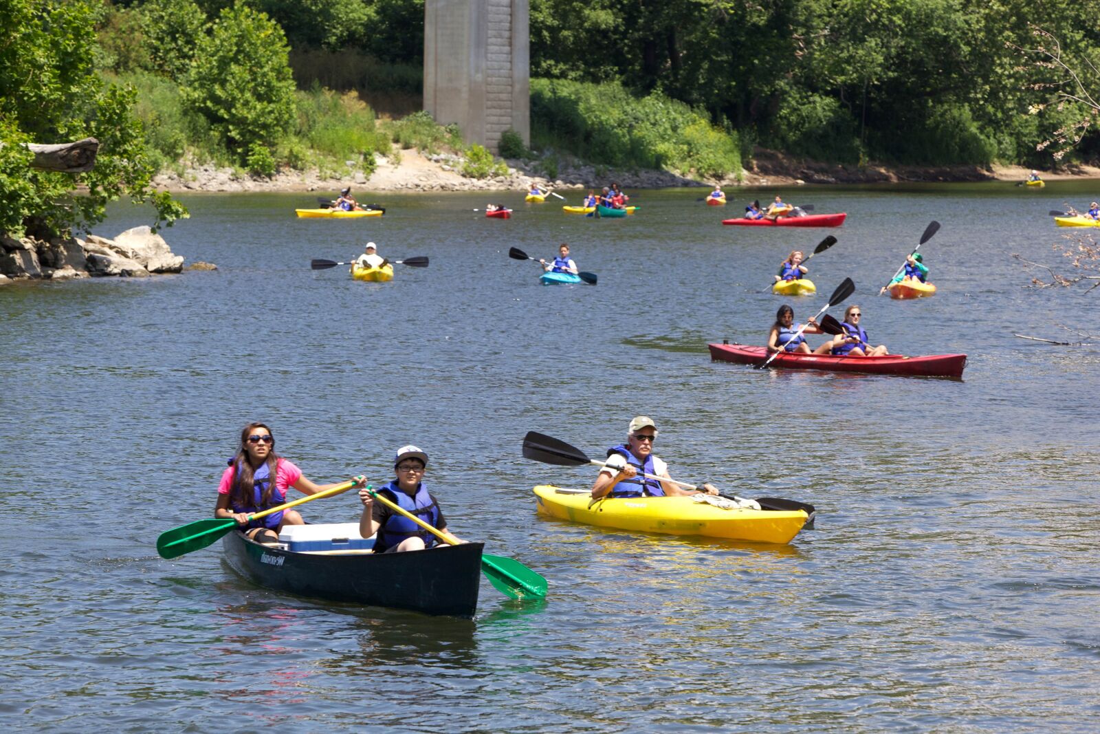 Canon EOS 5D Mark II sample photo. Kayaking, river, paddling photography