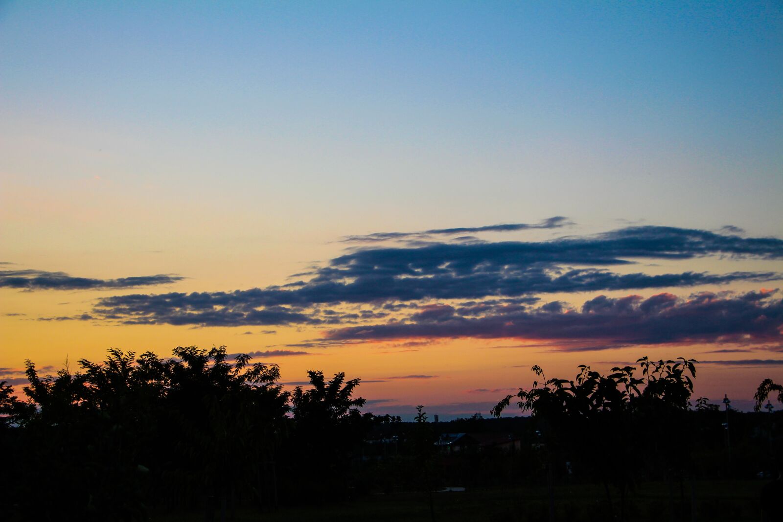 Canon EOS 650D (EOS Rebel T4i / EOS Kiss X6i) sample photo. Sunset, sky, red photography