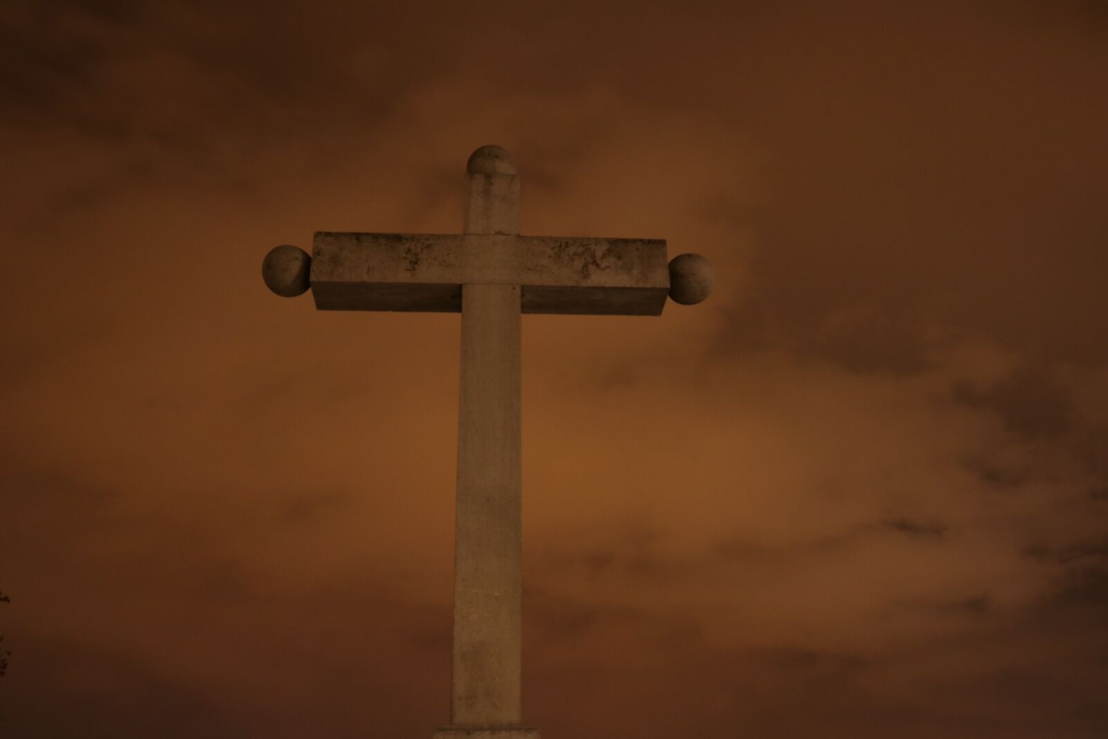 Canon EOS 760D (EOS Rebel T6s / EOS 8000D) sample photo. Christian cross, resurrection, religion photography