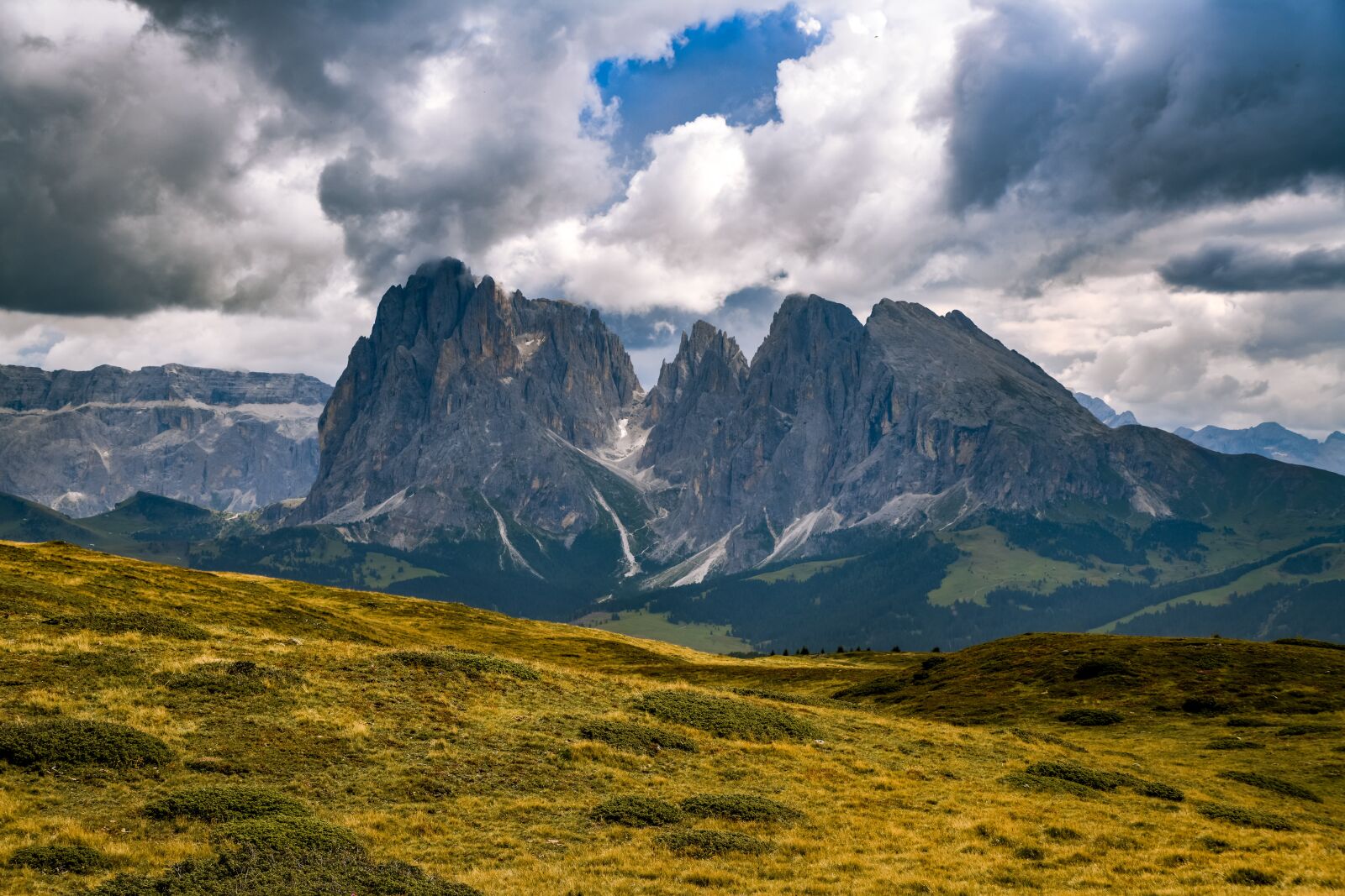 Tamron 28-300mm F3.5-6.3 Di VC PZD sample photo. Alpine, mountains, alpine meadow photography