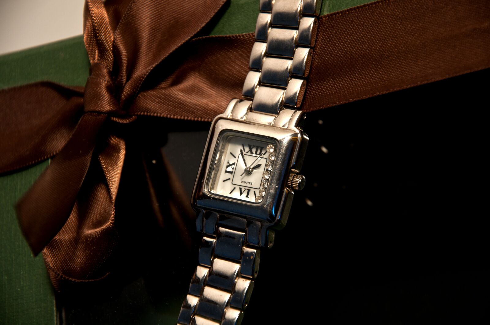 Nikon D5000 sample photo. Clock, watches, antique watch photography
