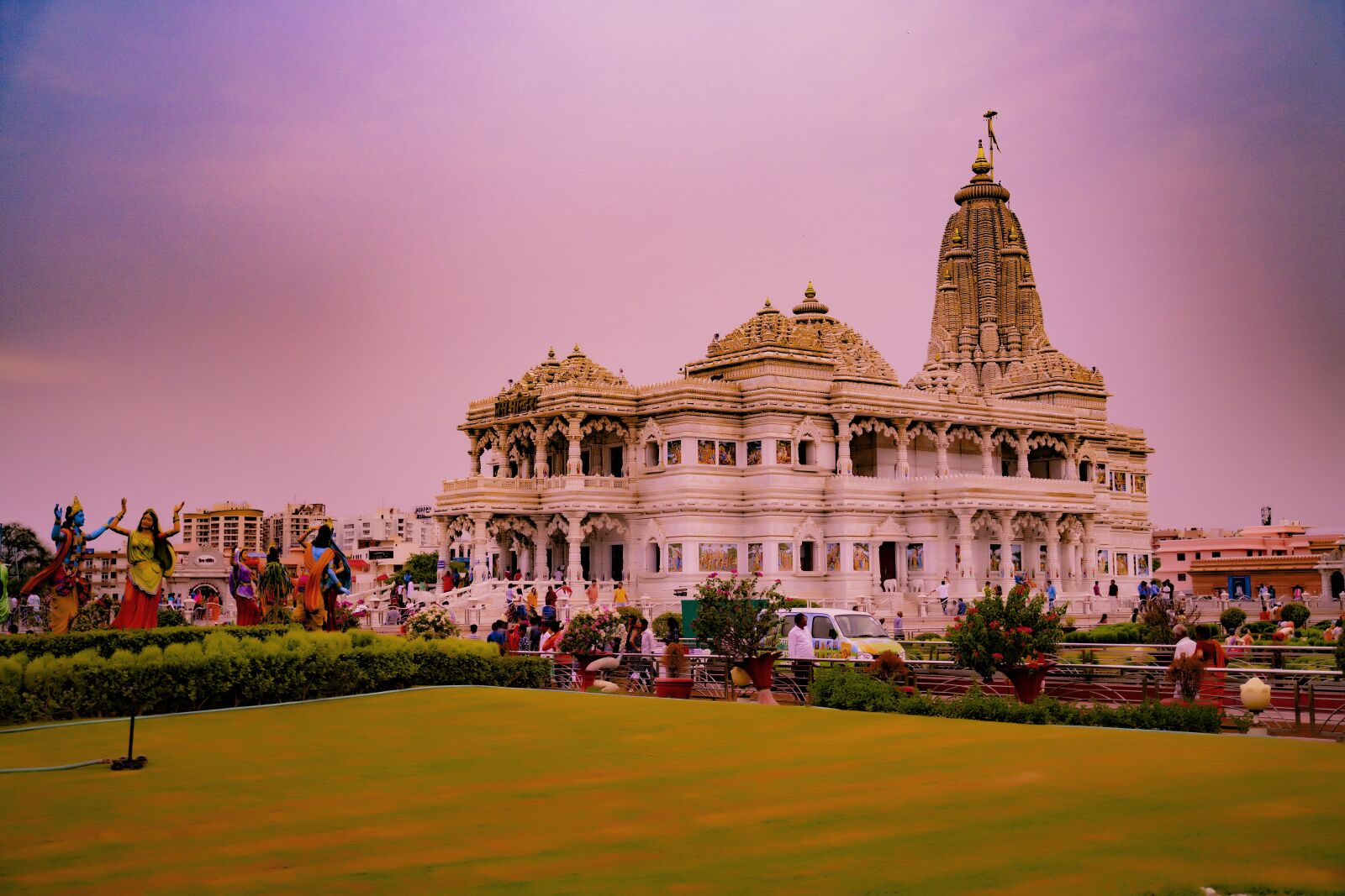 Sony a7 III + Tamron 28-75mm F2.8 Di III RXD sample photo. Indian temple, vrindavan, mathura photography