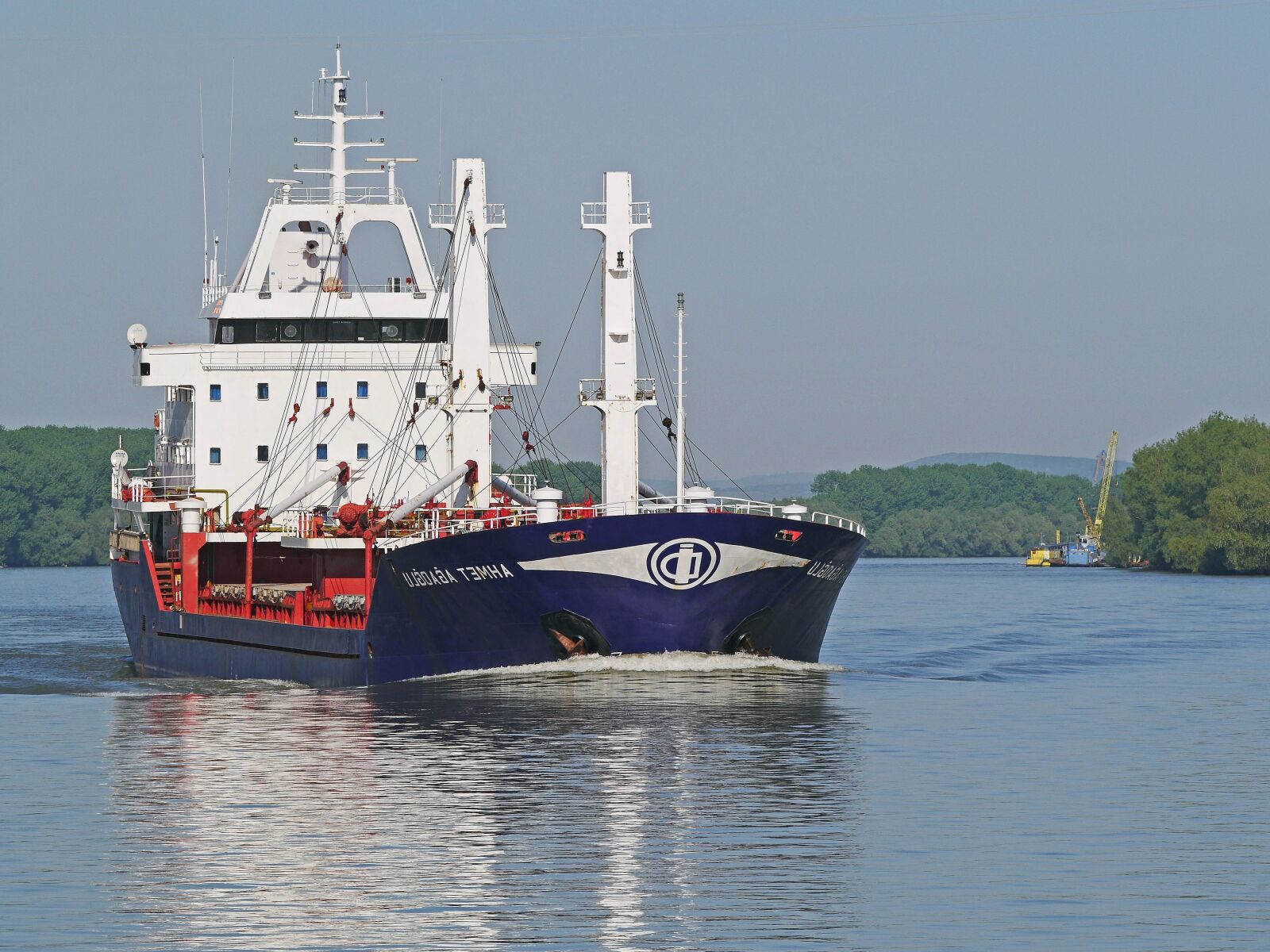 Panasonic Lumix DMC-GH3 sample photo. Boat, vessel, tugboat, ship photography