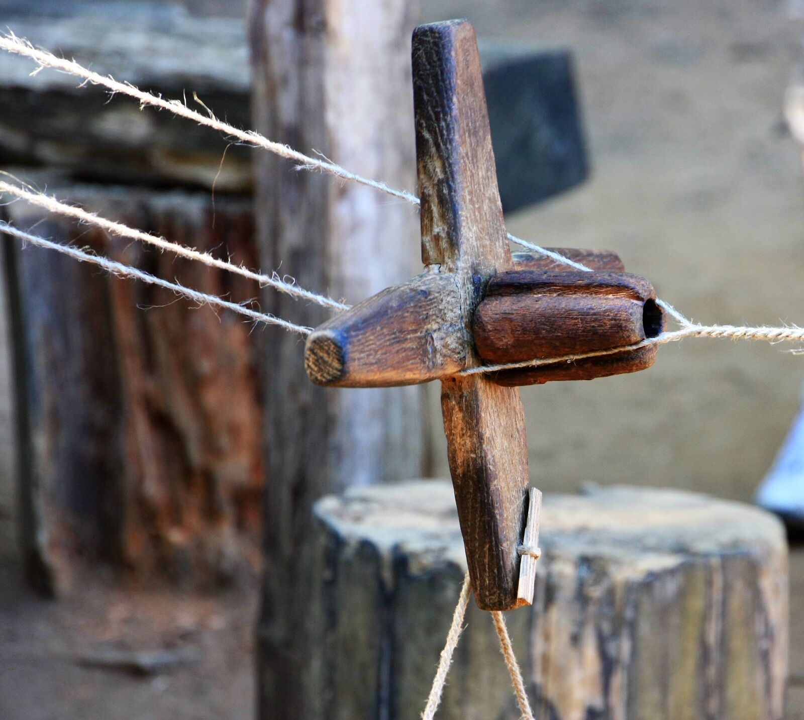 Canon EOS 40D sample photo. Seilerei, old technology, rope photography