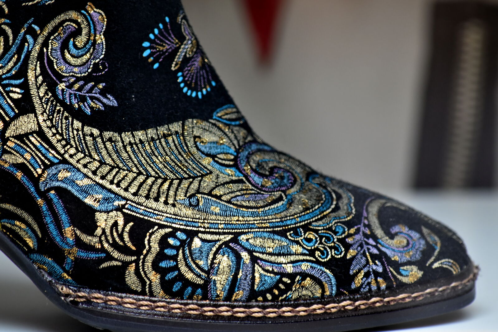 Nikon D5500 sample photo. Boot, colorful, fashion, handmade photography