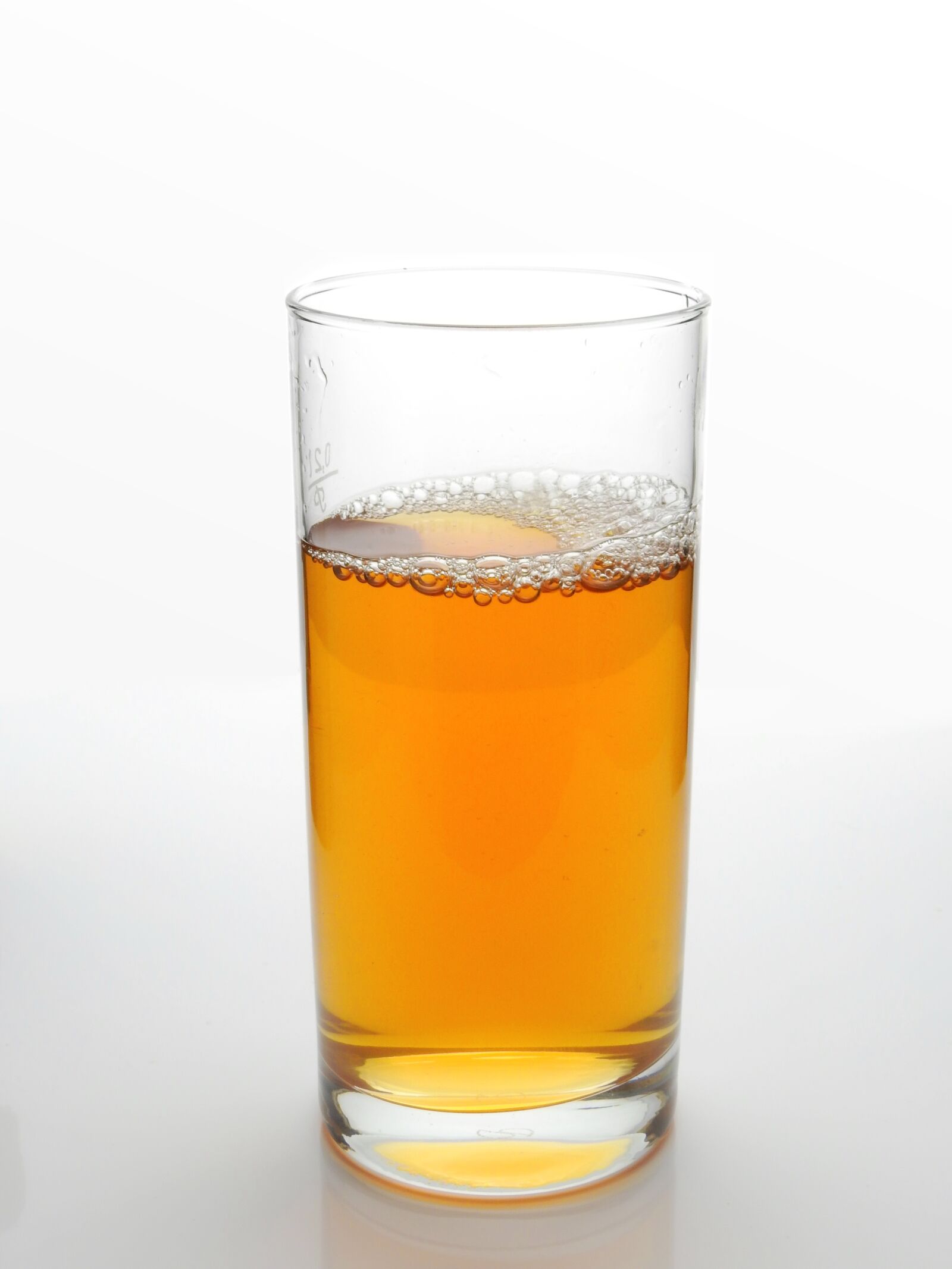 Nikon Coolpix P900 sample photo. Juice, apple, glass photography