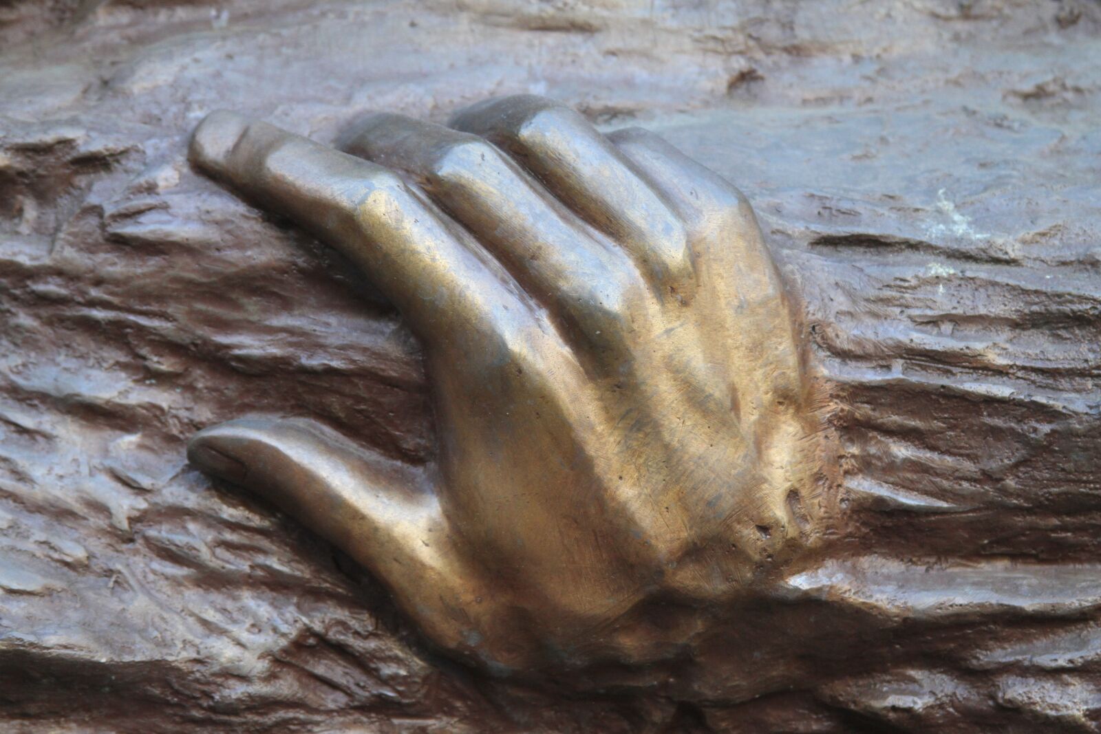 Canon EOS 7D sample photo. Hands, sculpture, art photography