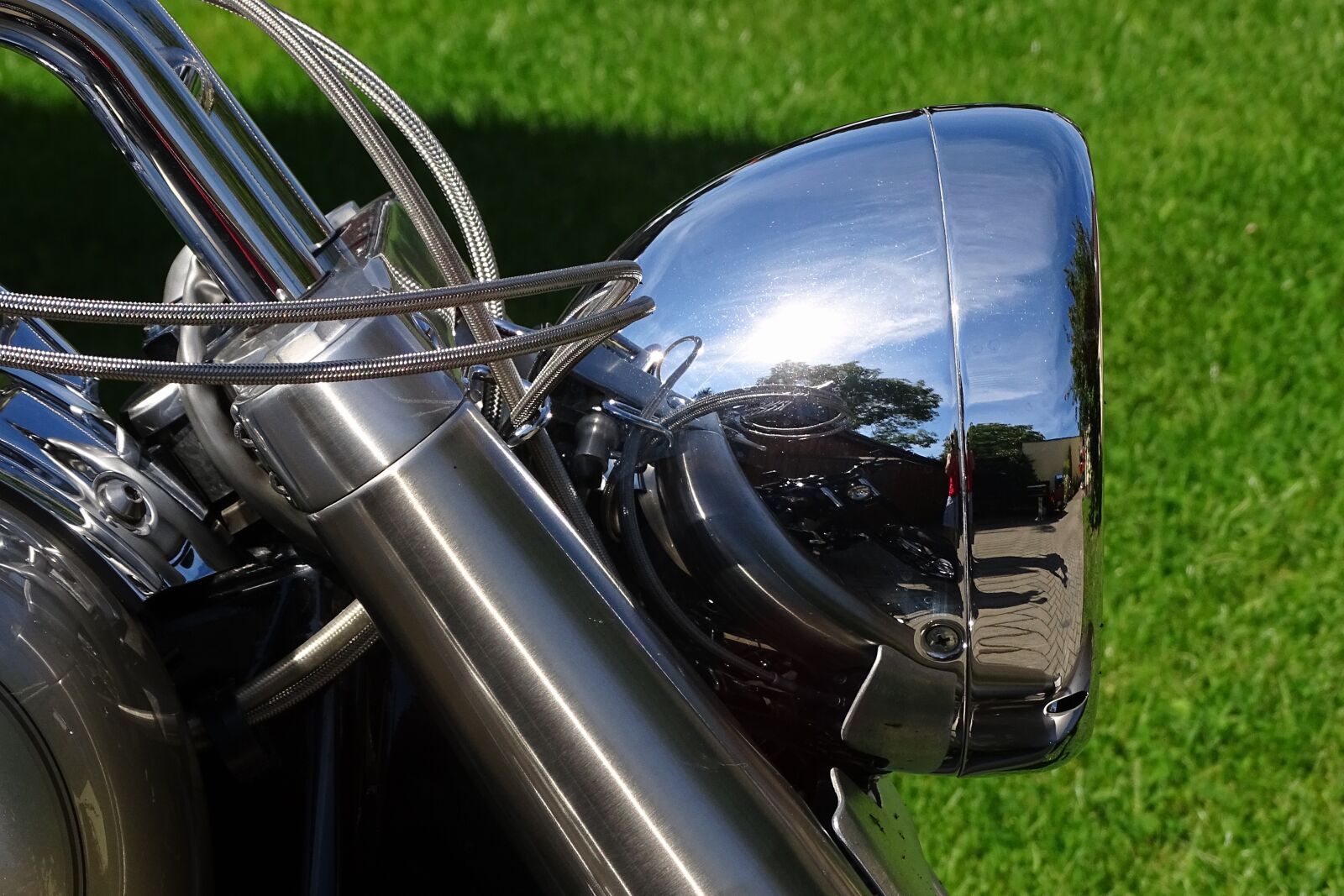 Sony Cyber-shot DSC-HX400V sample photo. Technology, motorcycle, vehicle photography