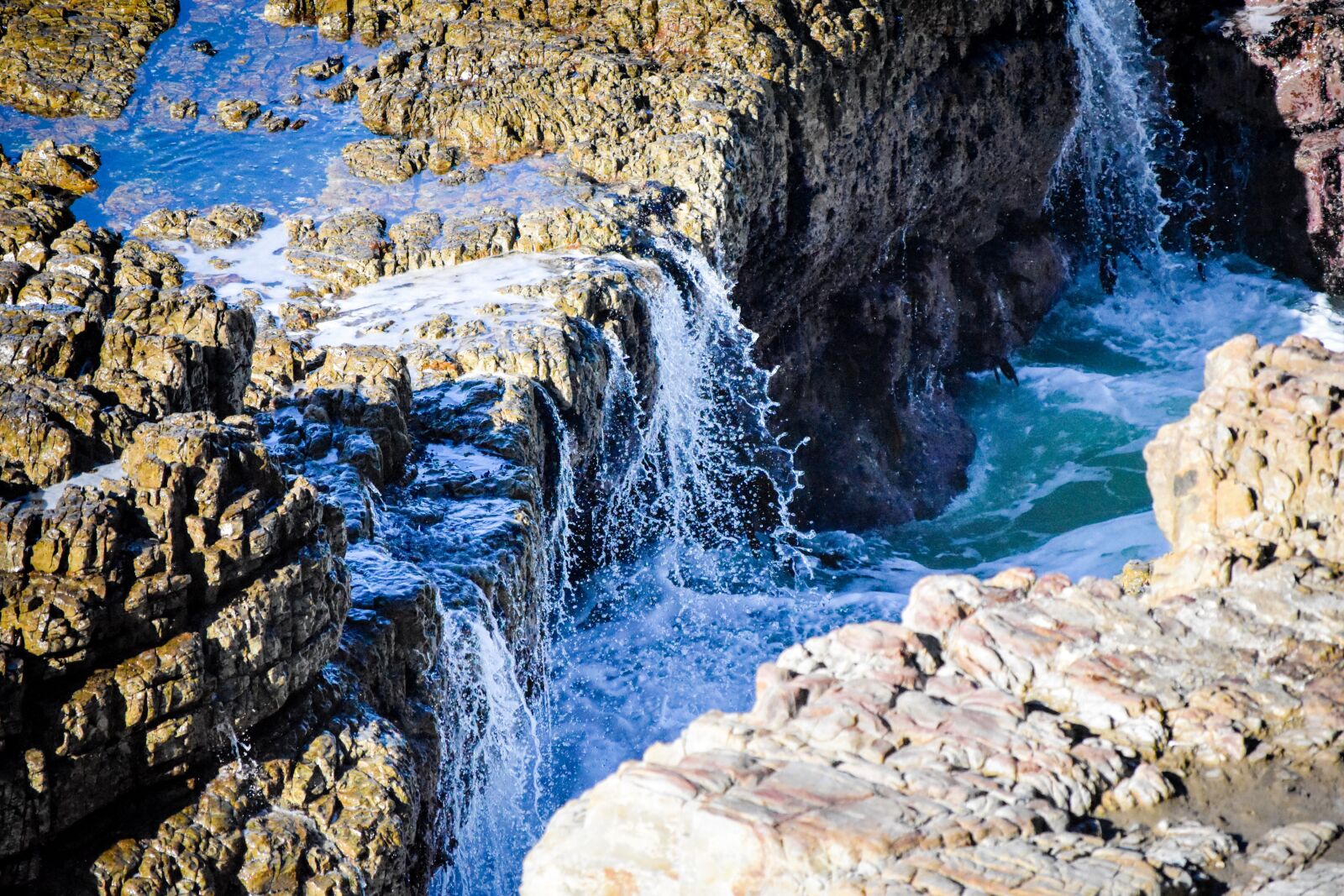 Nikon D5500 sample photo. Sea, splash, water photography