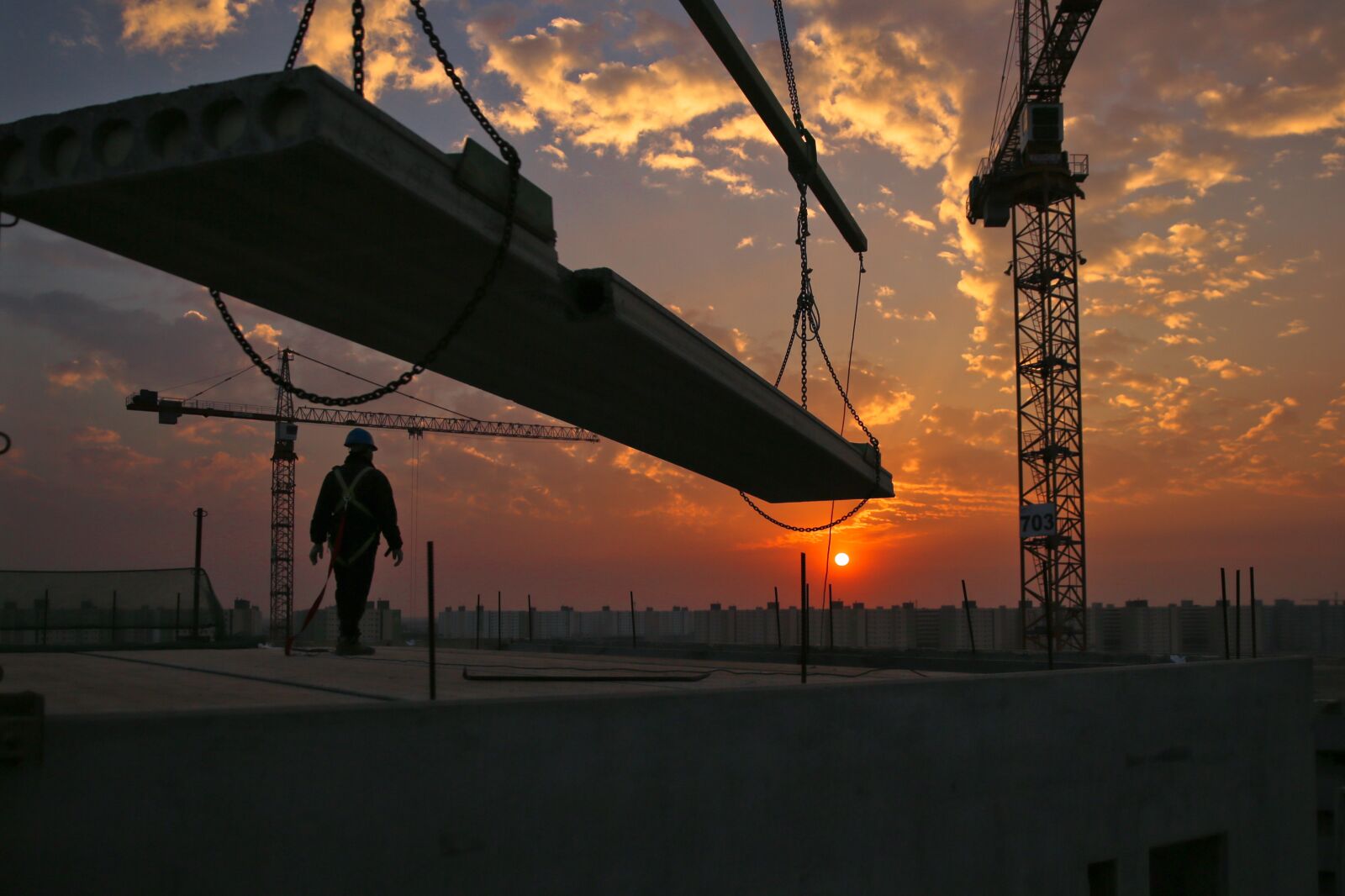 Canon EF 24-70mm F2.8L II USM sample photo. Construction, building, architecture photography