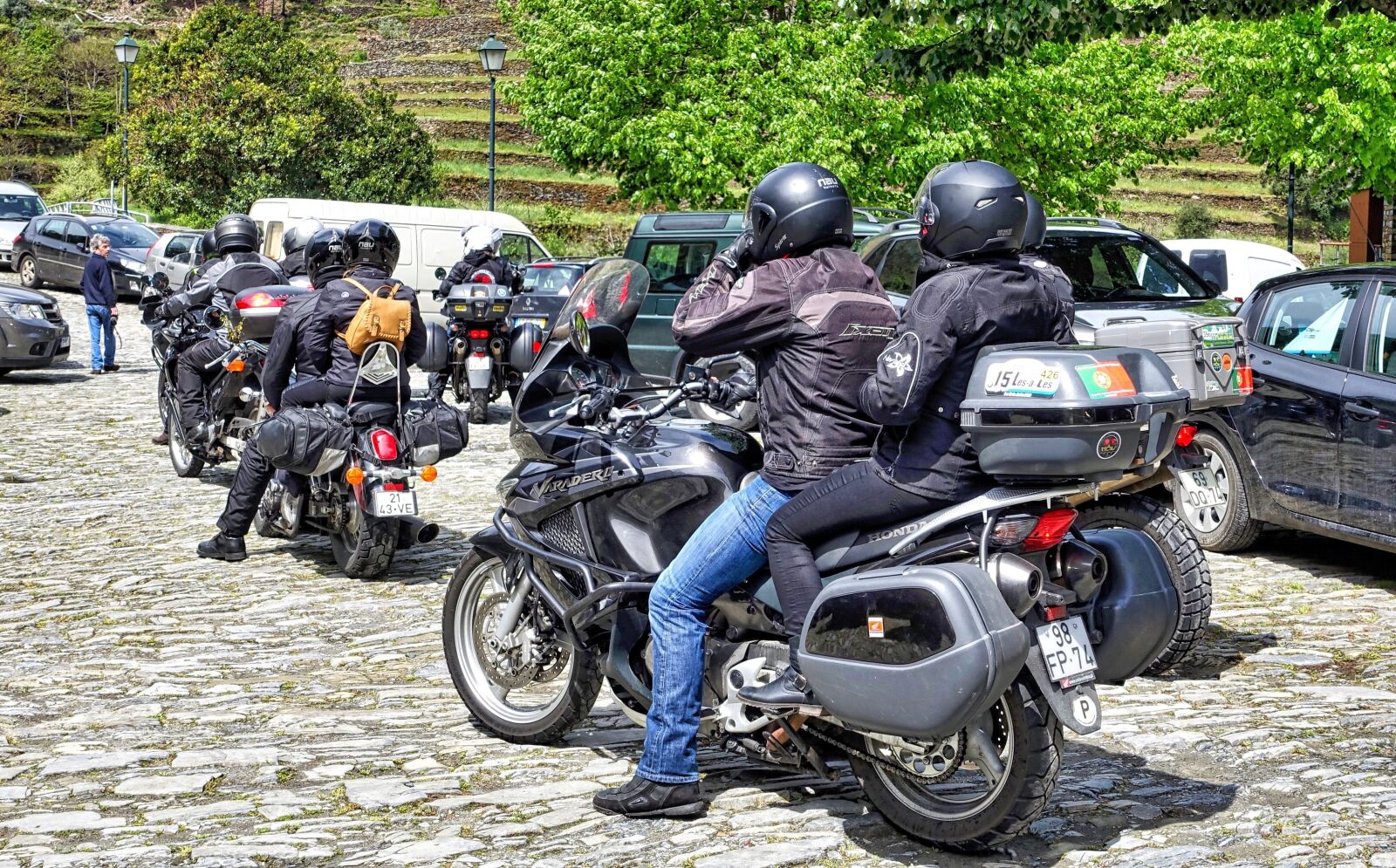 Sony Cyber-shot DSC-RX100 III sample photo. Motorbikes, cavalcade, group photography