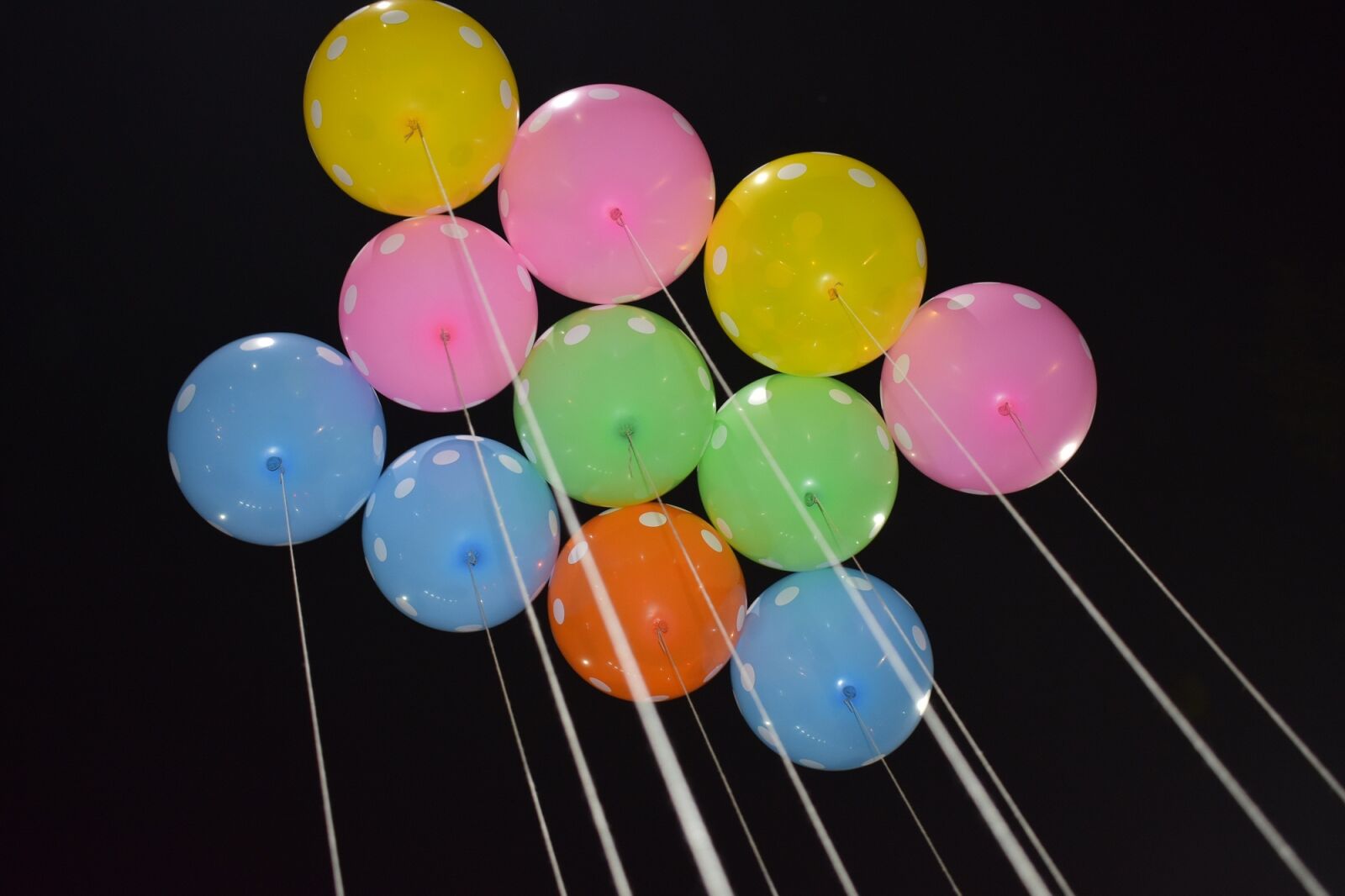 Nikon D3400 sample photo. Colour, pink, balloons photography