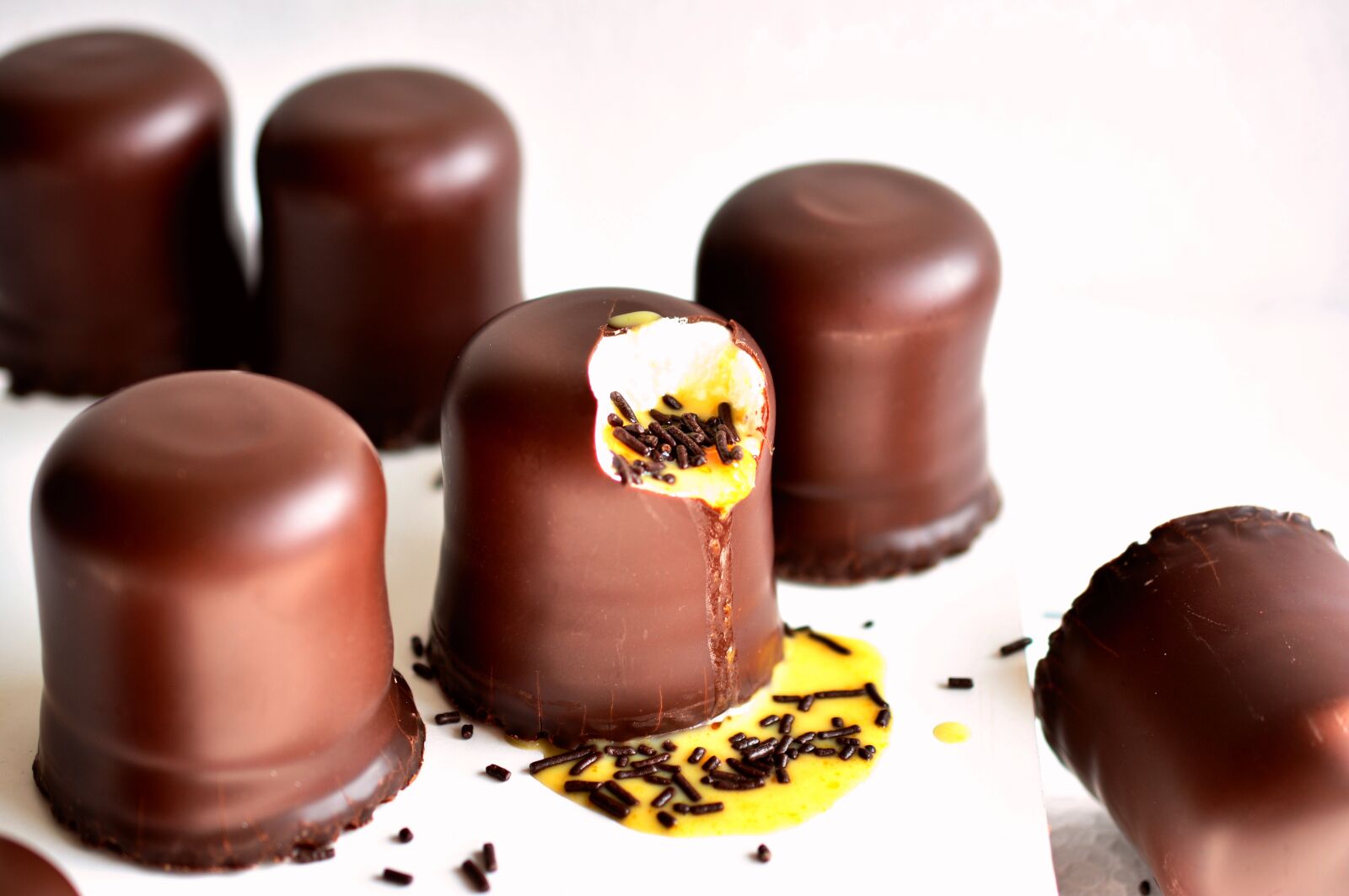 Nikon D5200 sample photo. Chocolate marshmallows, chocolate, sparkling photography