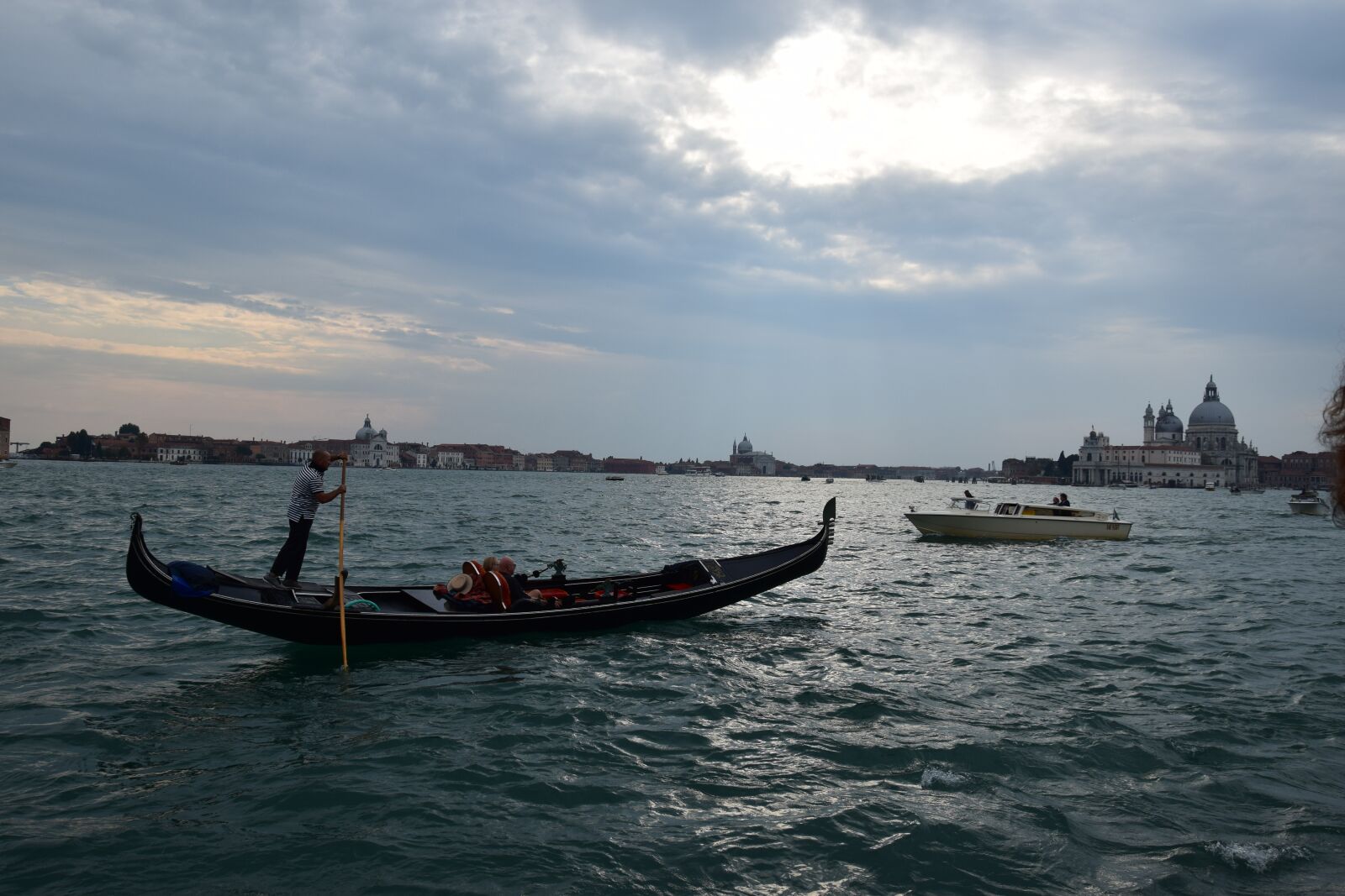 Nikon D5300 sample photo. Venice, gondola, gondolier photography