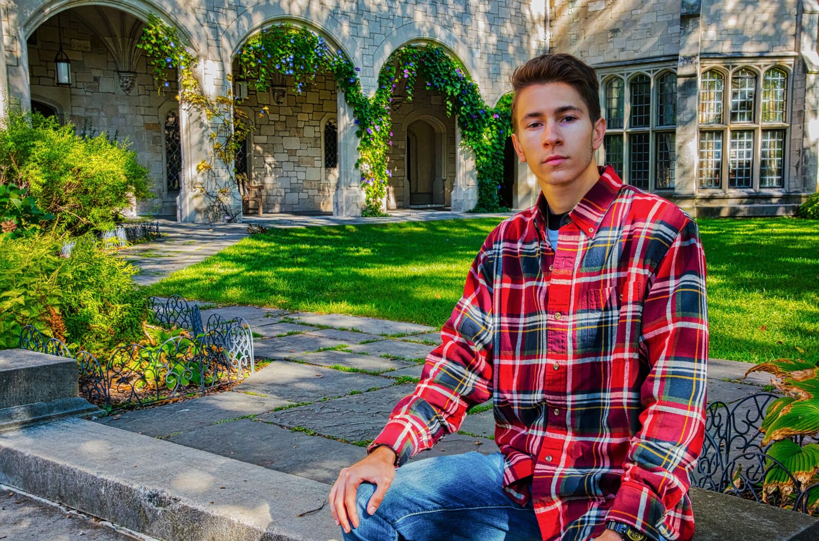 Nikon D750 sample photo. Young man, house, arch photography