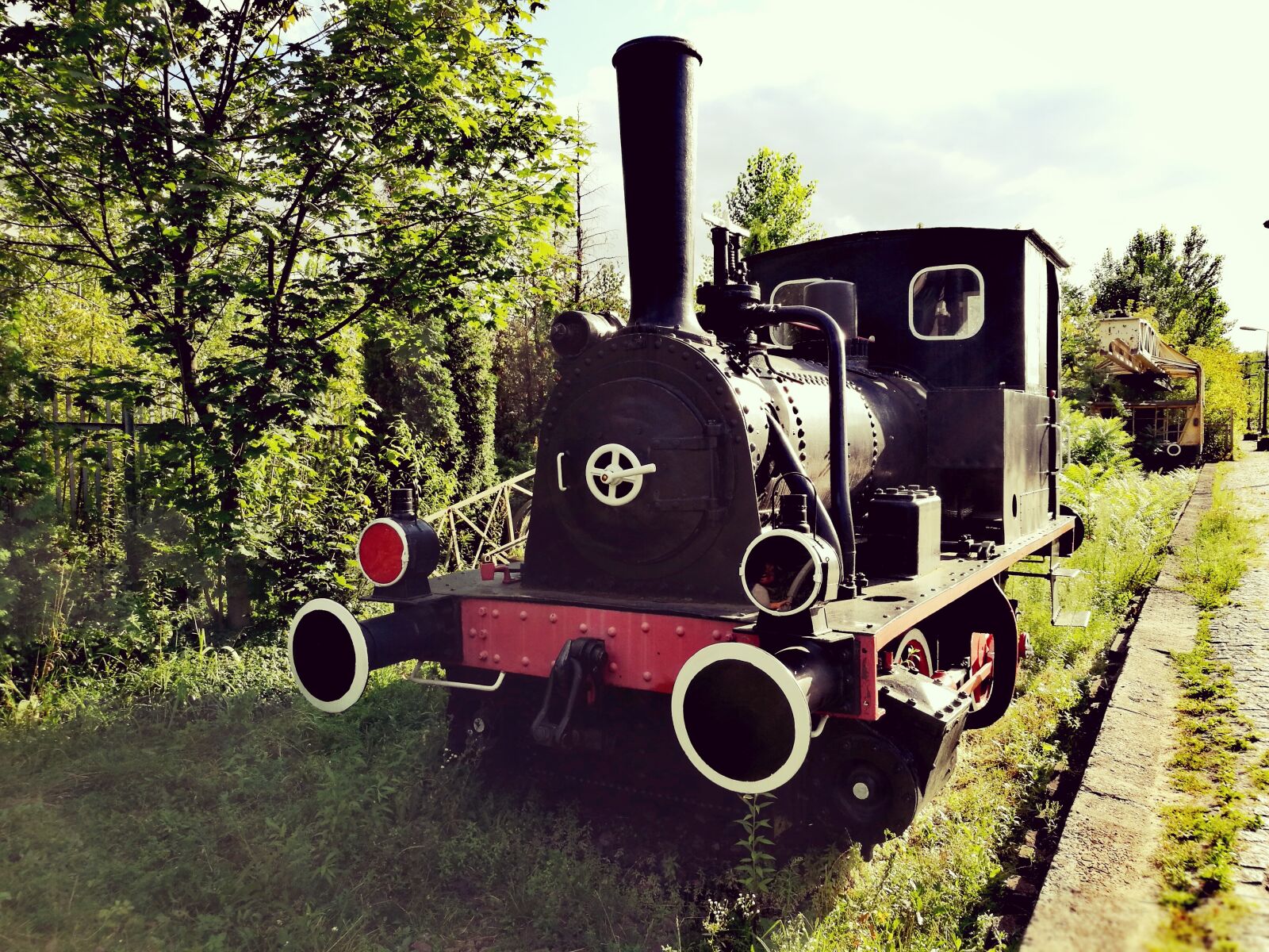 HUAWEI P9 sample photo. Locomotive, open air museum photography