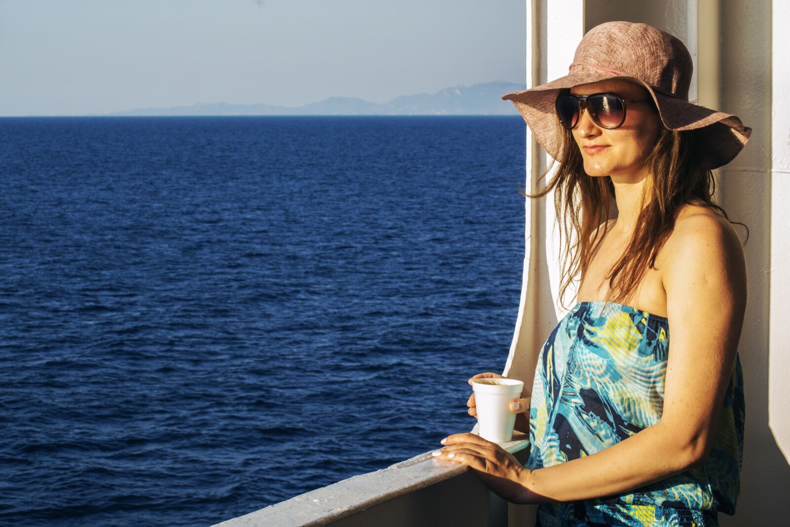 Nikon D3100 sample photo. Girl, looking, away photography