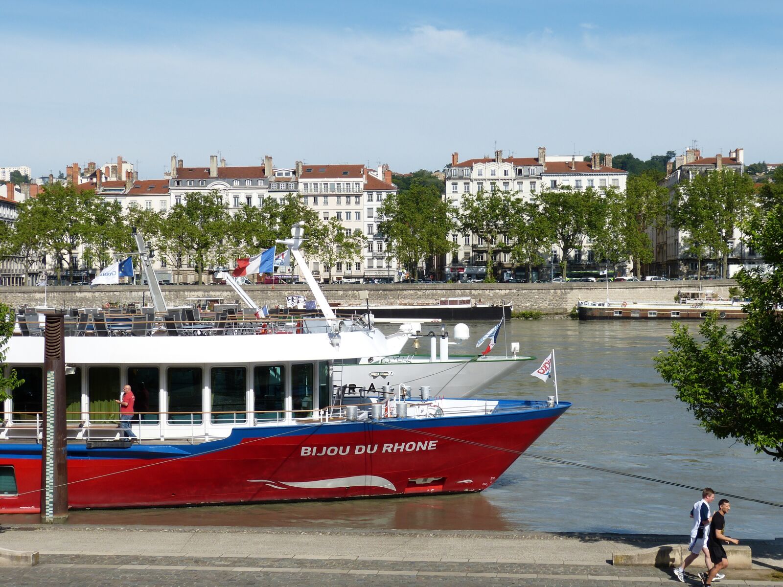 Panasonic Lumix DMC-FZ150 sample photo. Lyon, rhône, river photography