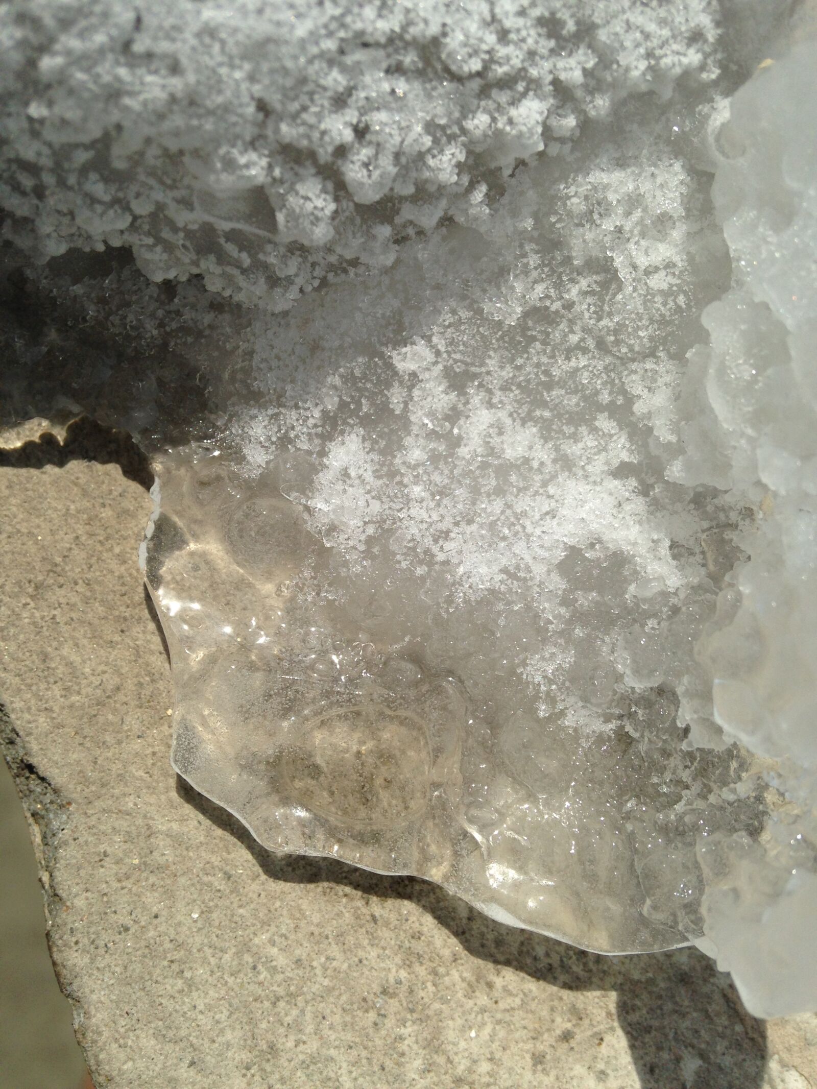 Apple iPhone 5 sample photo. Ice photography