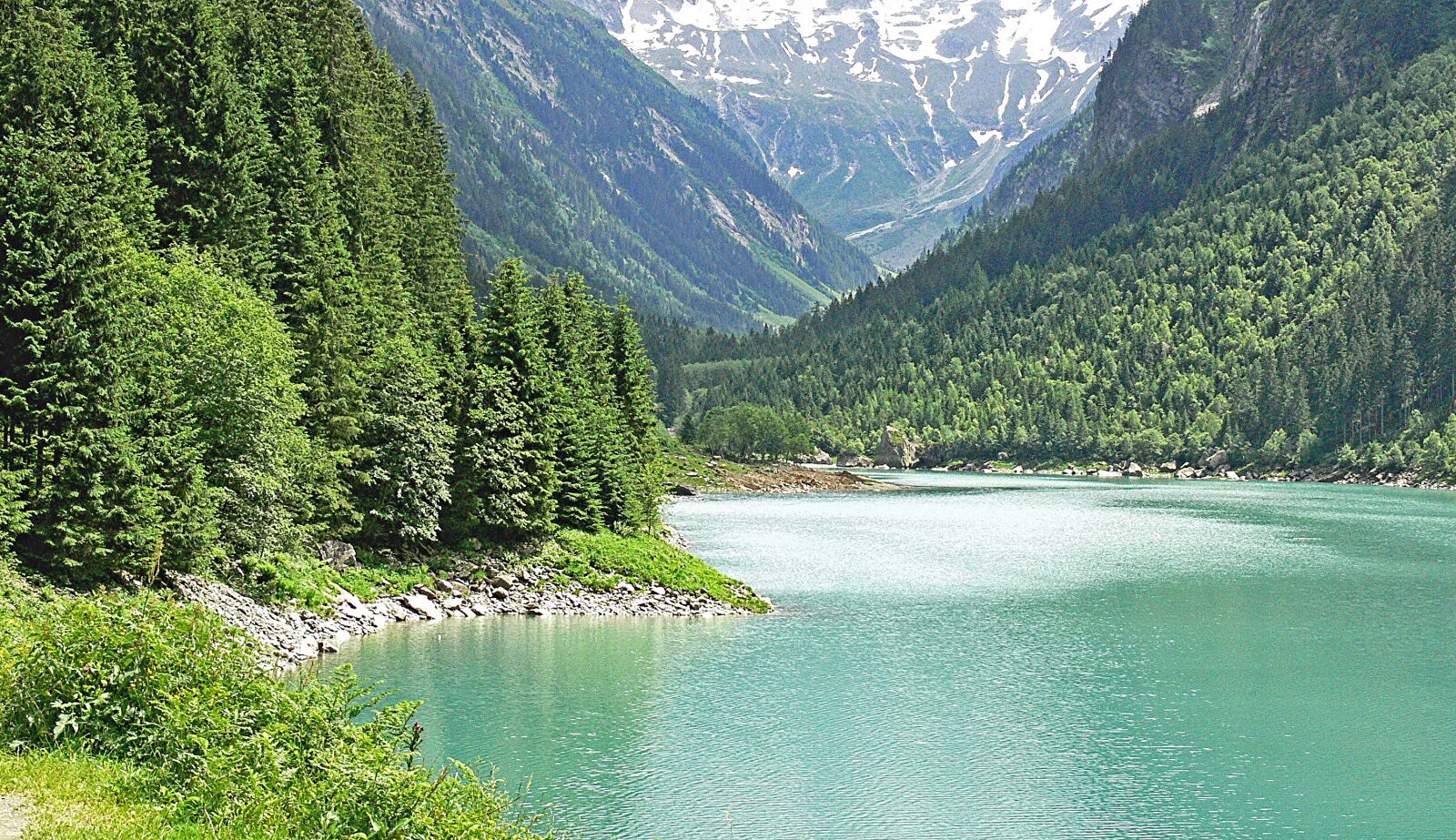 Panasonic DMC-FZ30 sample photo. Alpine lake, austria, stillup photography