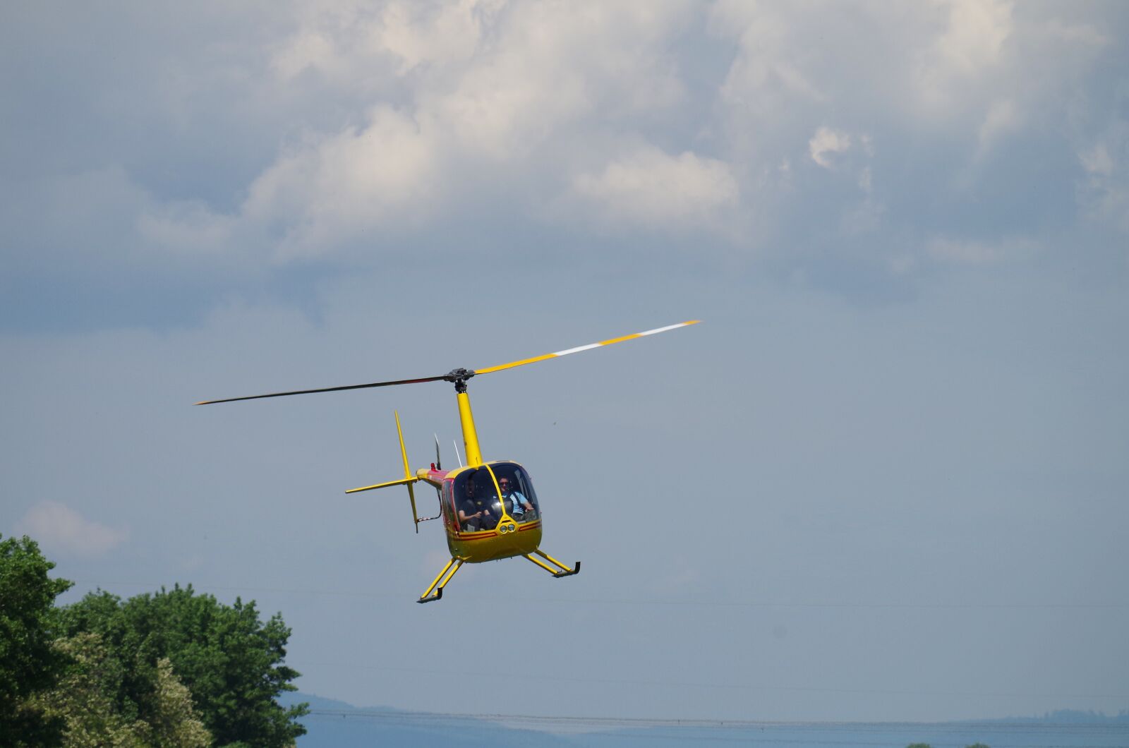 Pentax K-500 sample photo. Helicopter, fly, the clouds photography